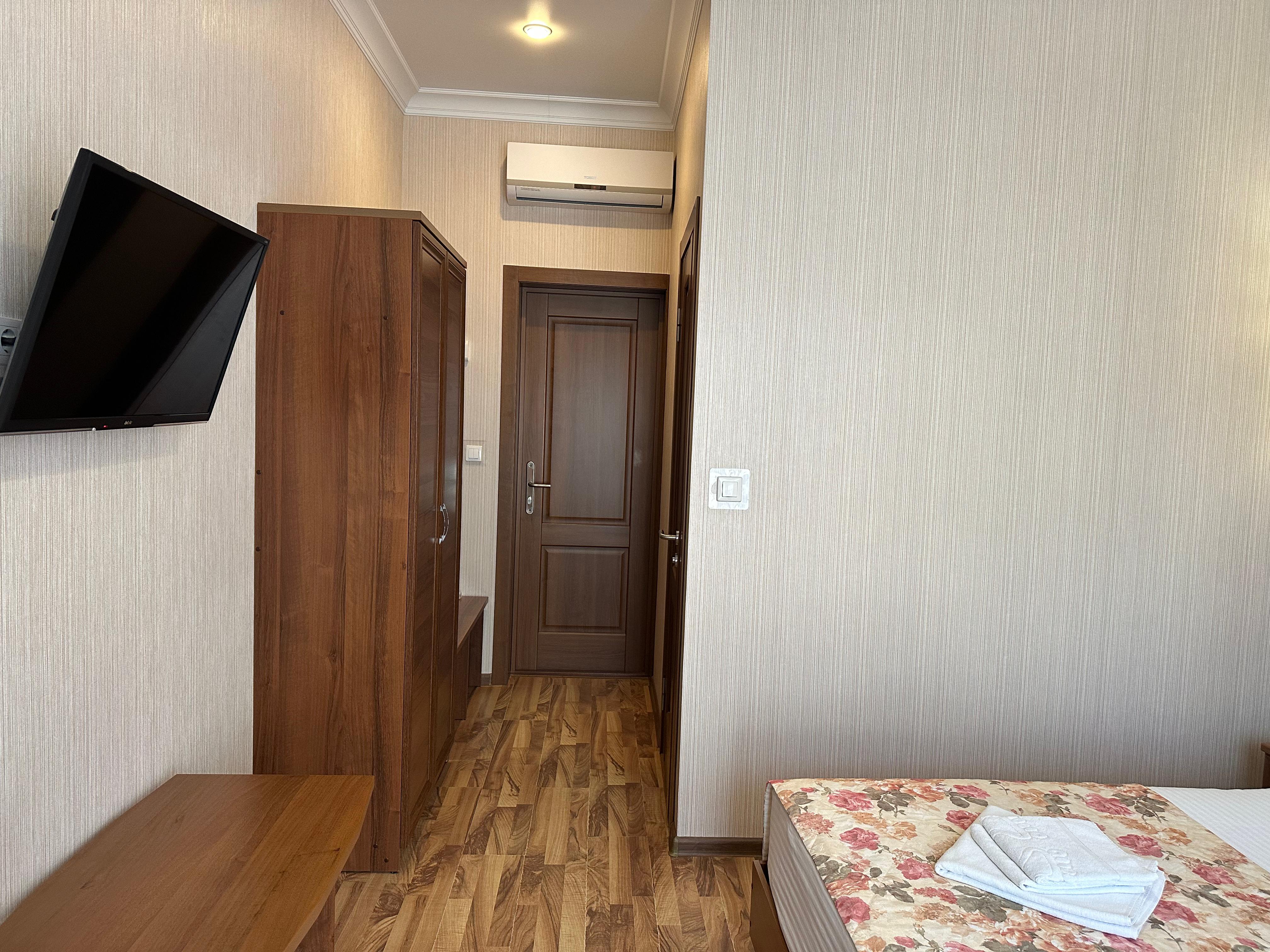 Стандартный двухместный номер с 1 кроватью или 2 отдельными кроватями и балконом