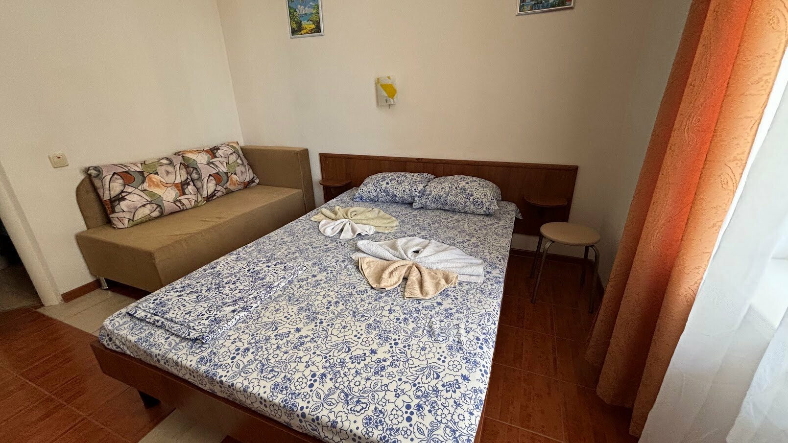 Трехместный номер с балконом