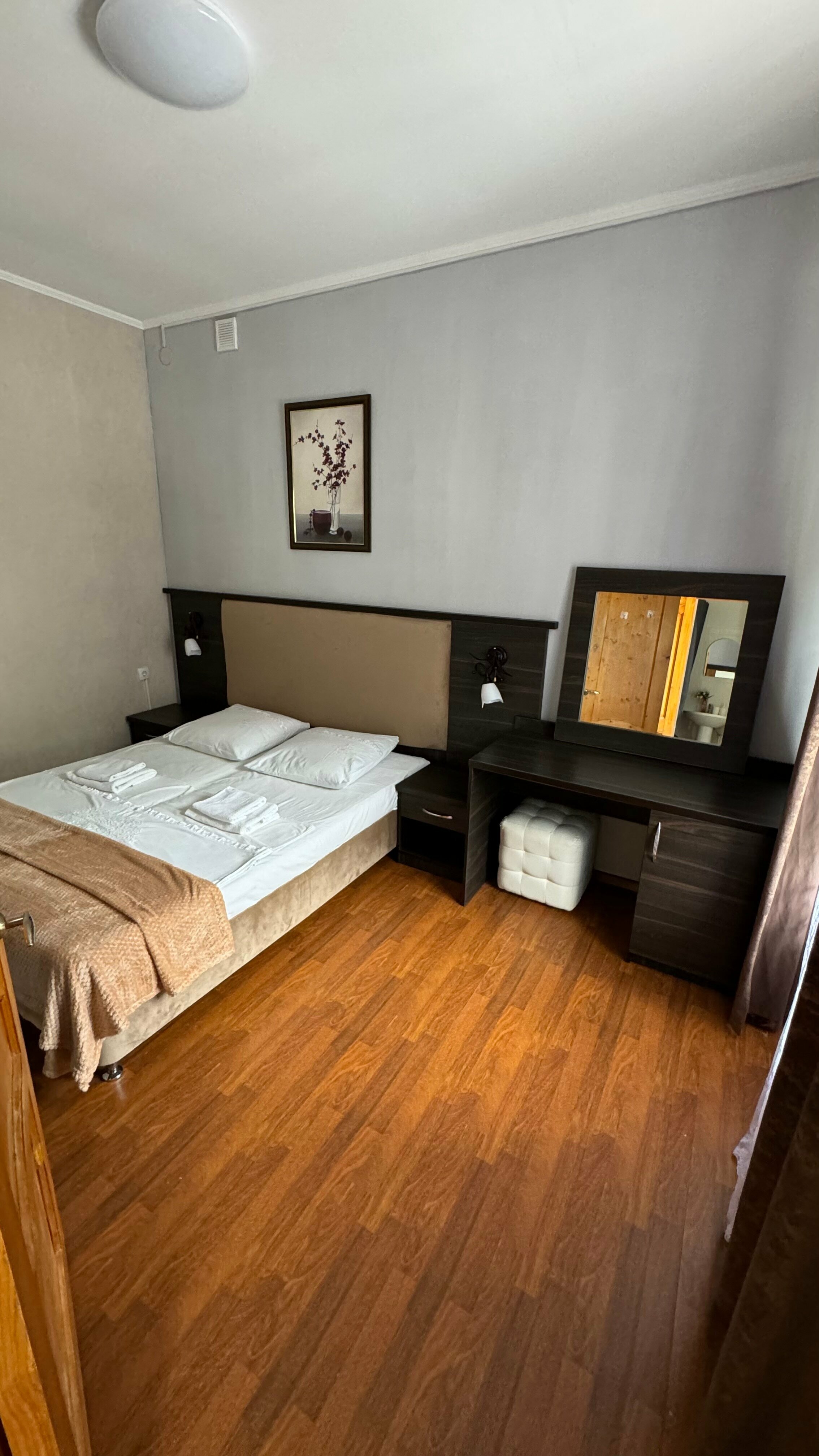 Двухуровневый четырехместный номер