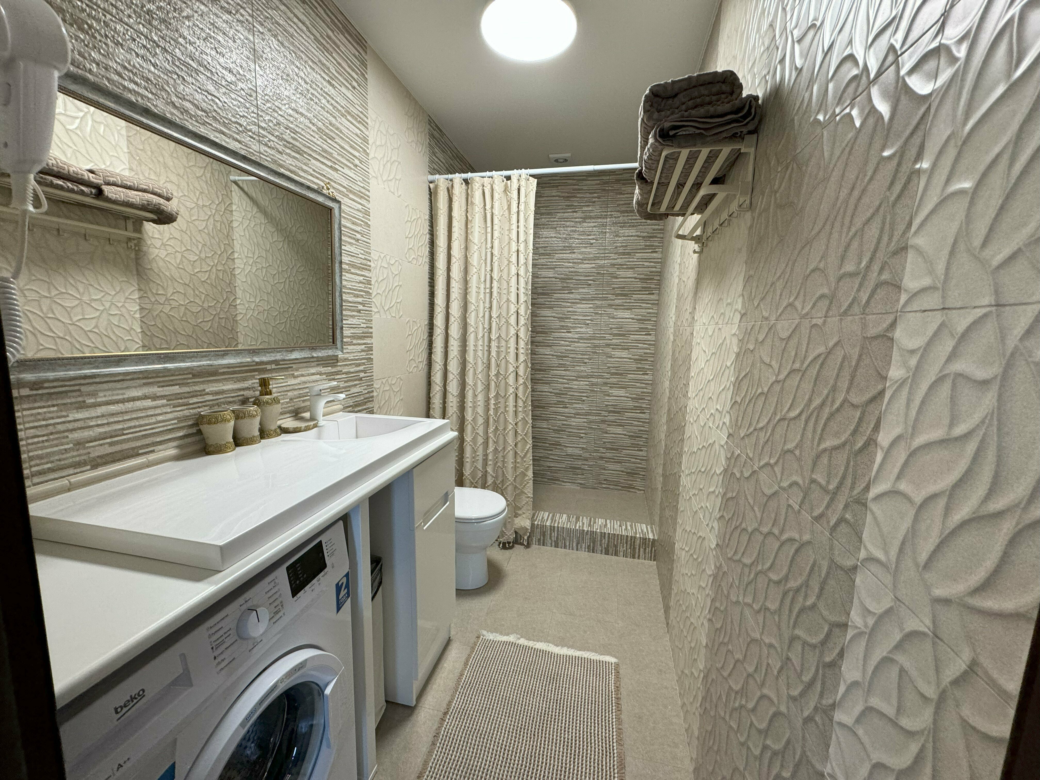 №12 Улучшенные двухкомнатные апартаменты люкс со своим балконом