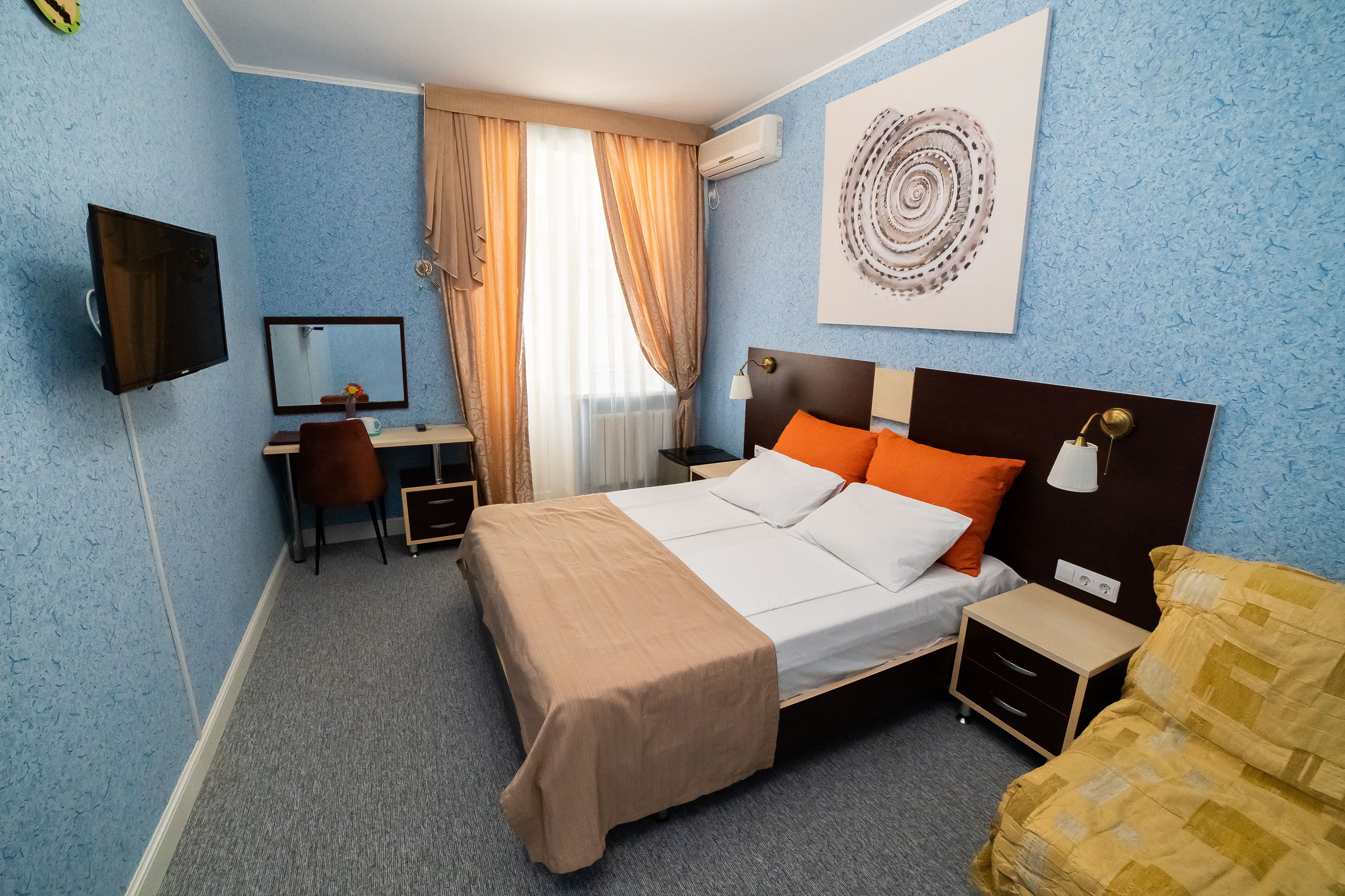 Классический трехместный номер