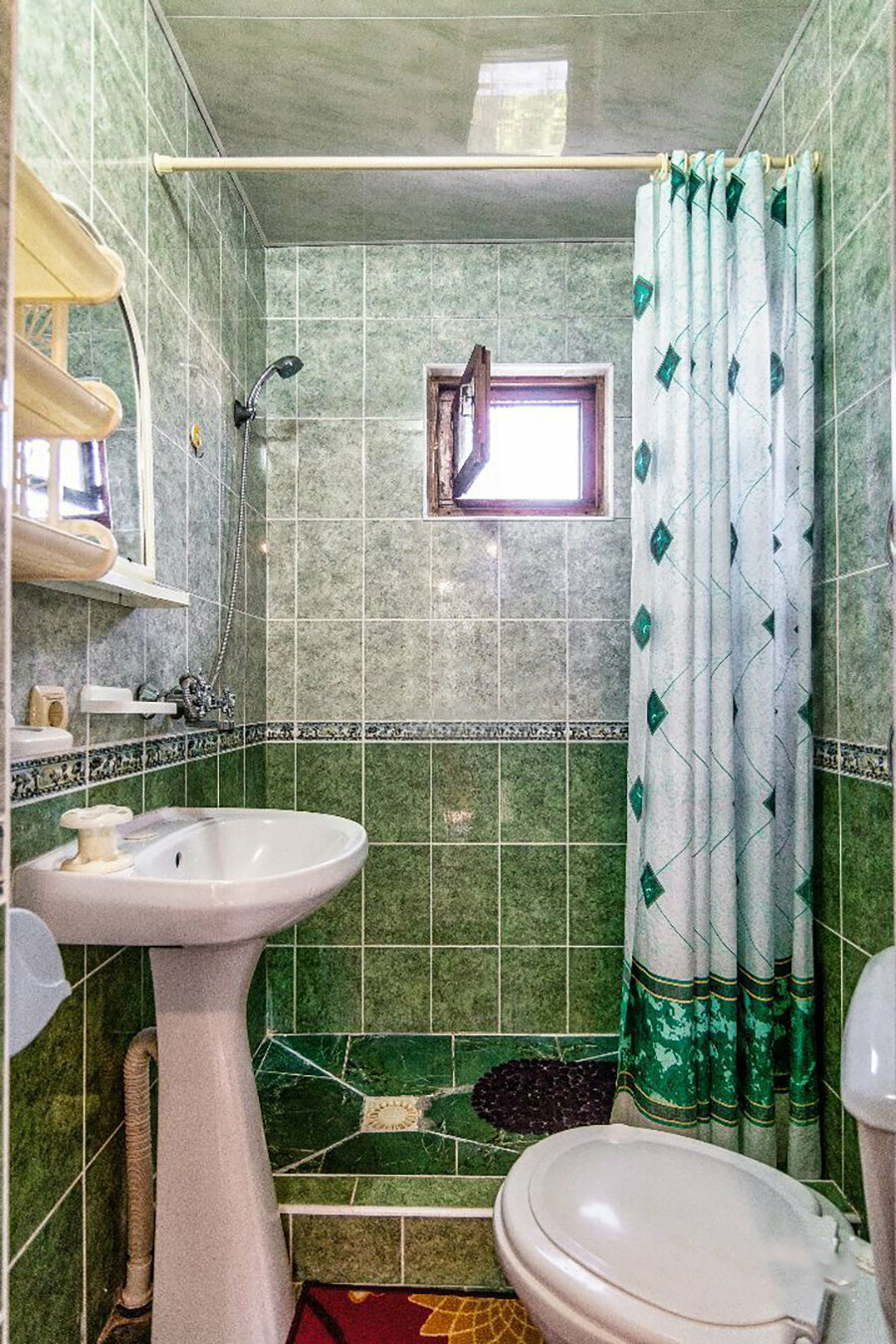 Улучшенный двухместный номер с дополнительным местом