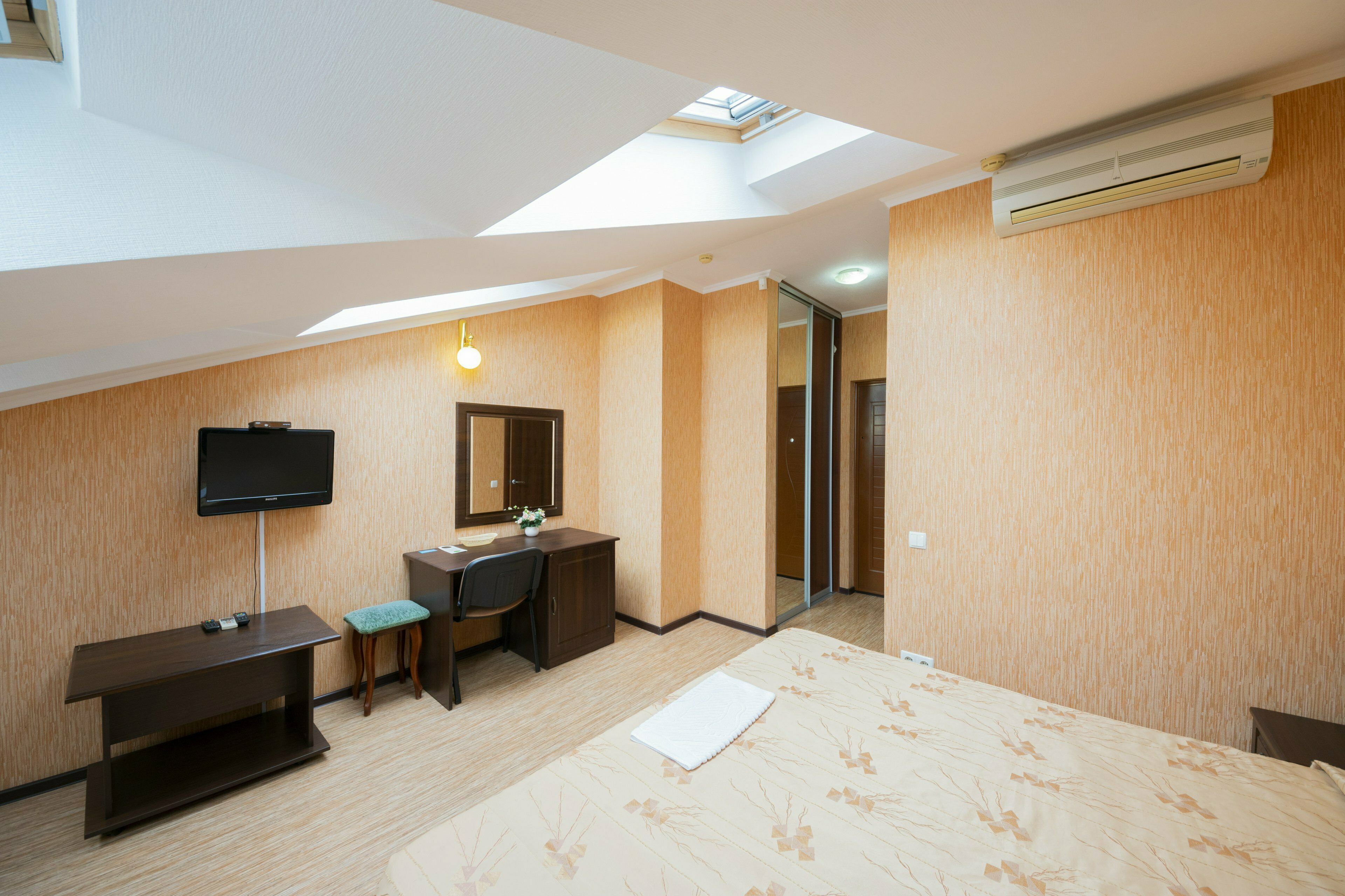 Двухместный номер эконом-класса с 1 кроватью или 2 отдельными кроватями