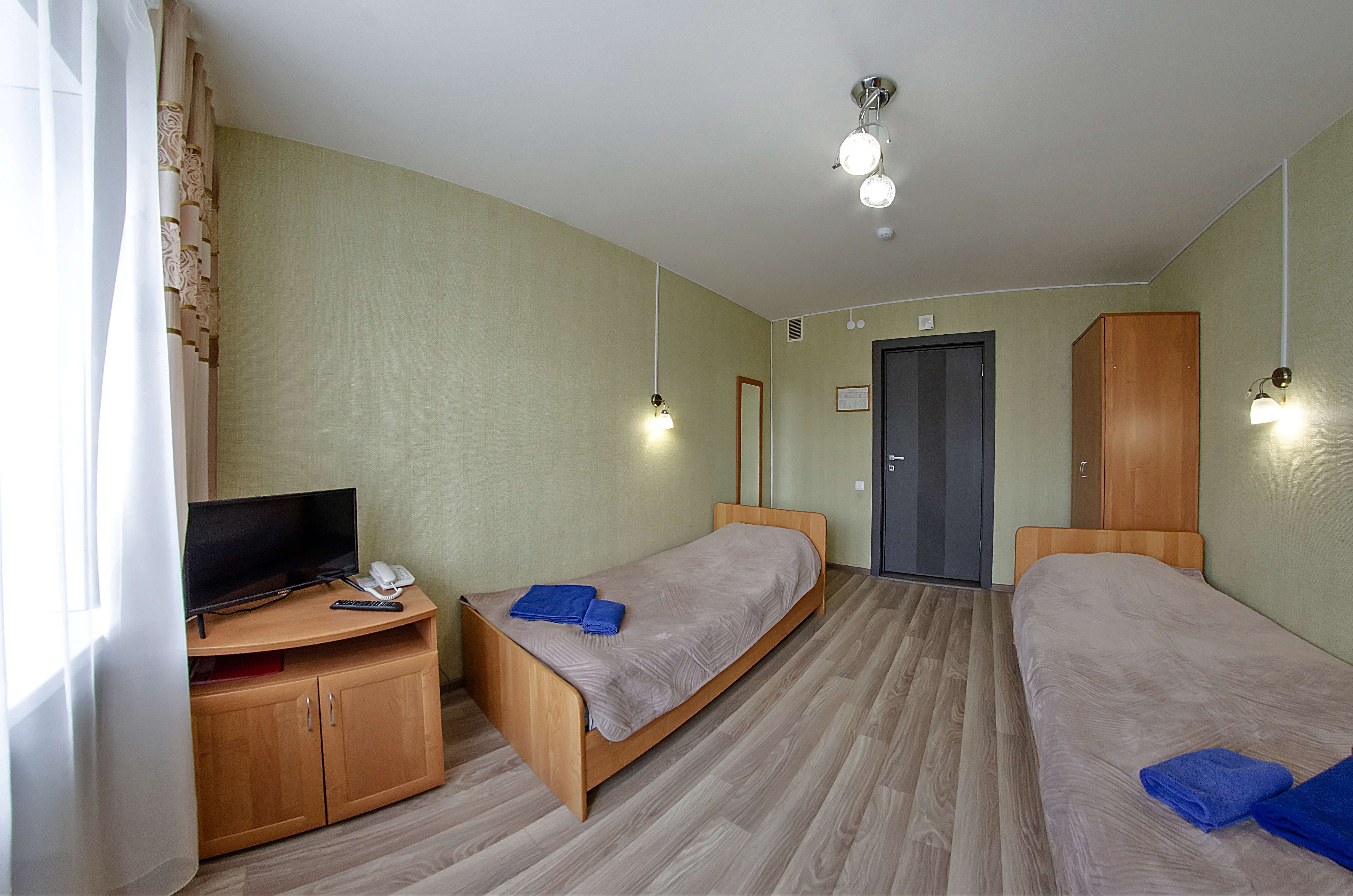 5 категория эконом с 2- мя  раздельными кроватями