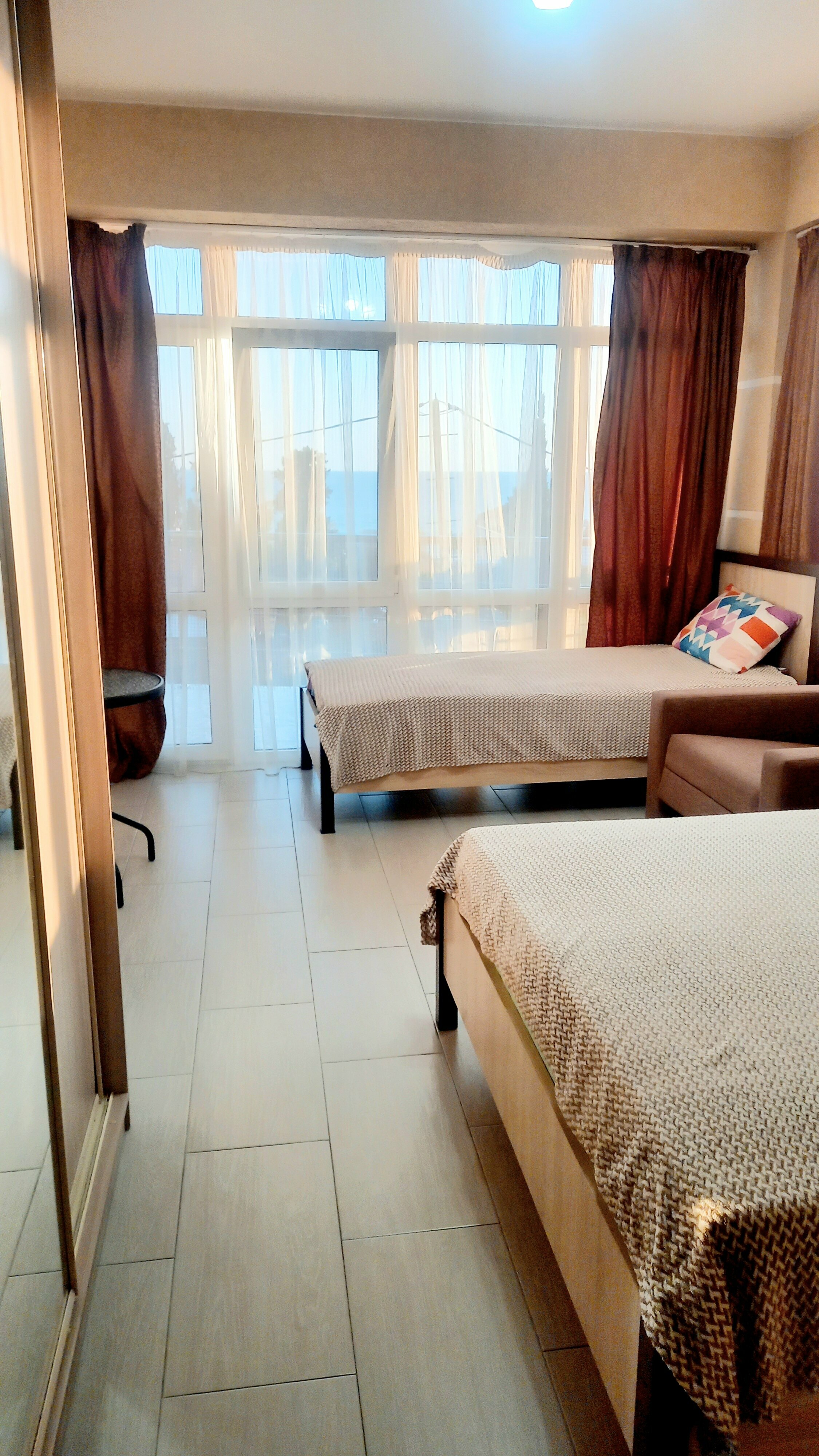 Полулюкс с балконом и видом на море.