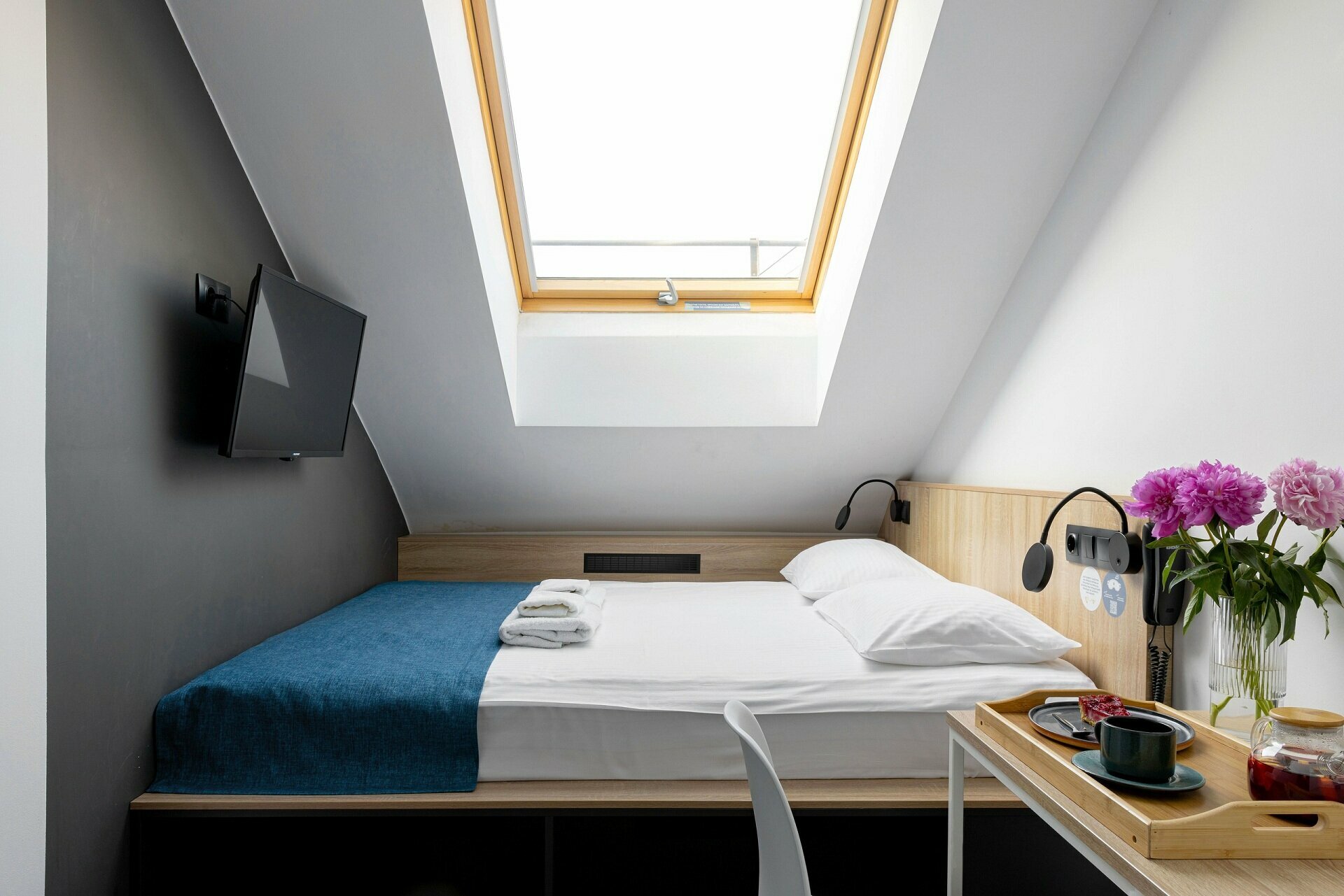 izzzi MANSARDA SMART с кондиционером