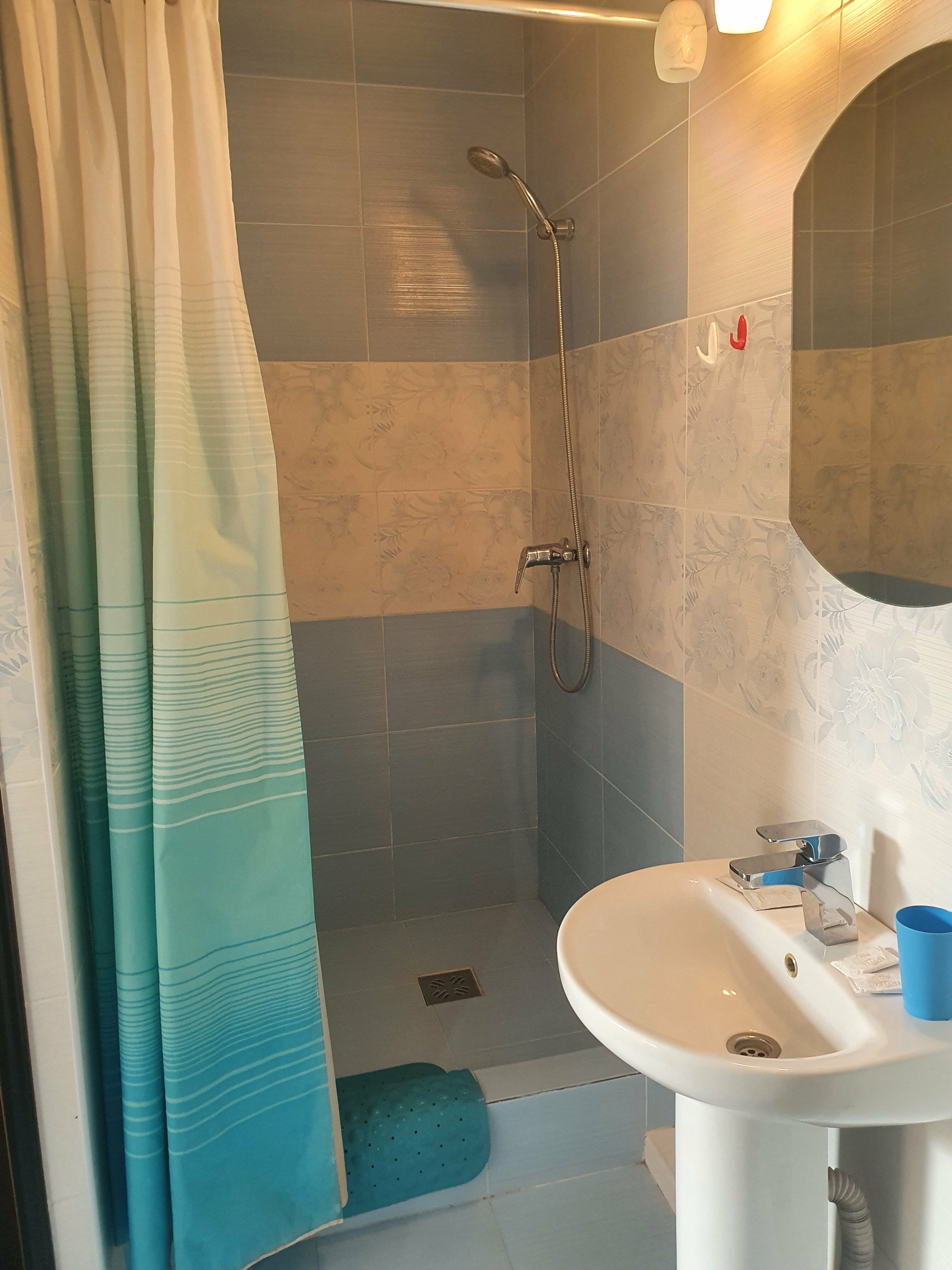 Четырехместный номер эконом-класса