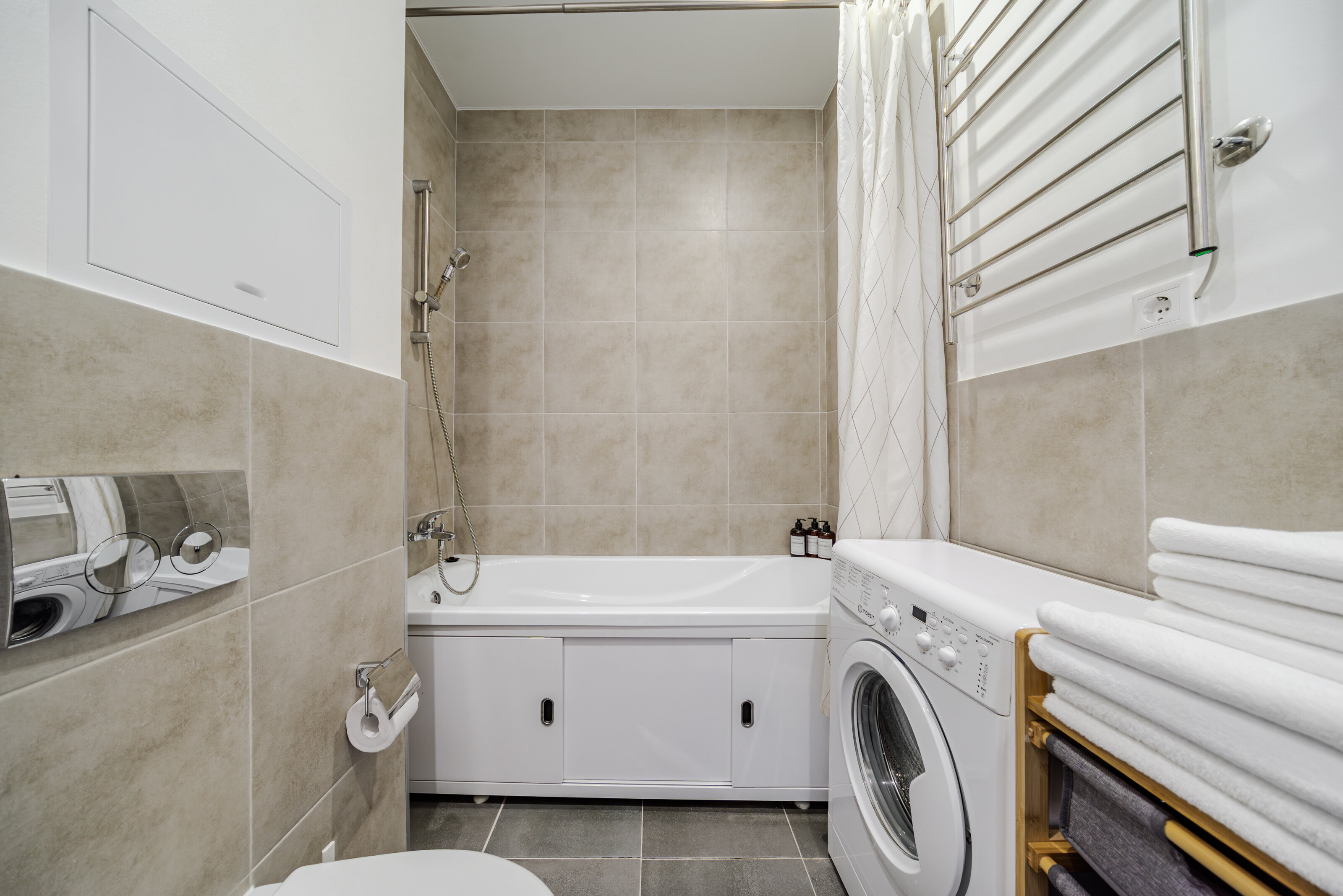 Ohtainn Hill с террасой