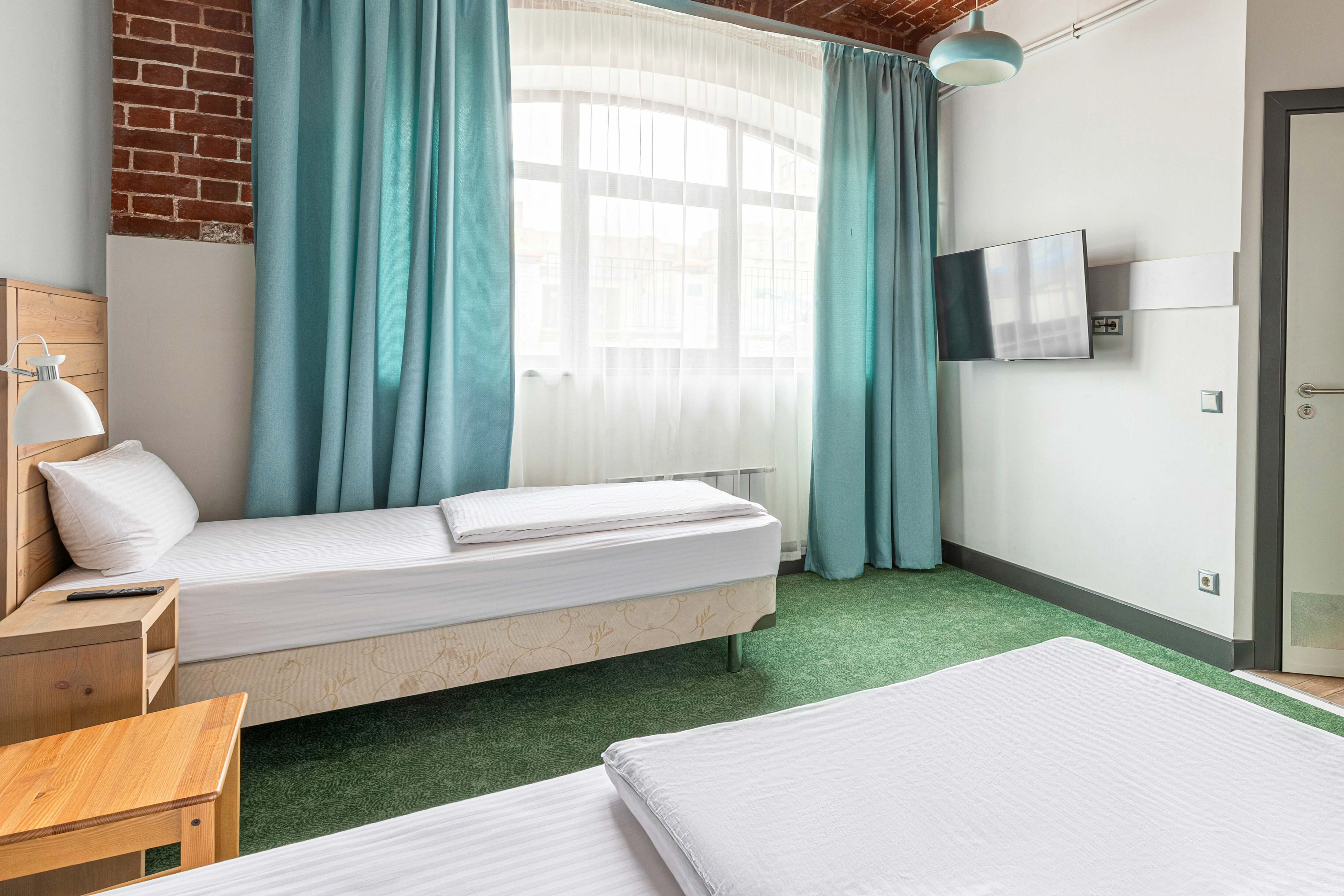 Двухместный номер с двумя раздельными кроватями- подходит для людей с ограниченными возможностями