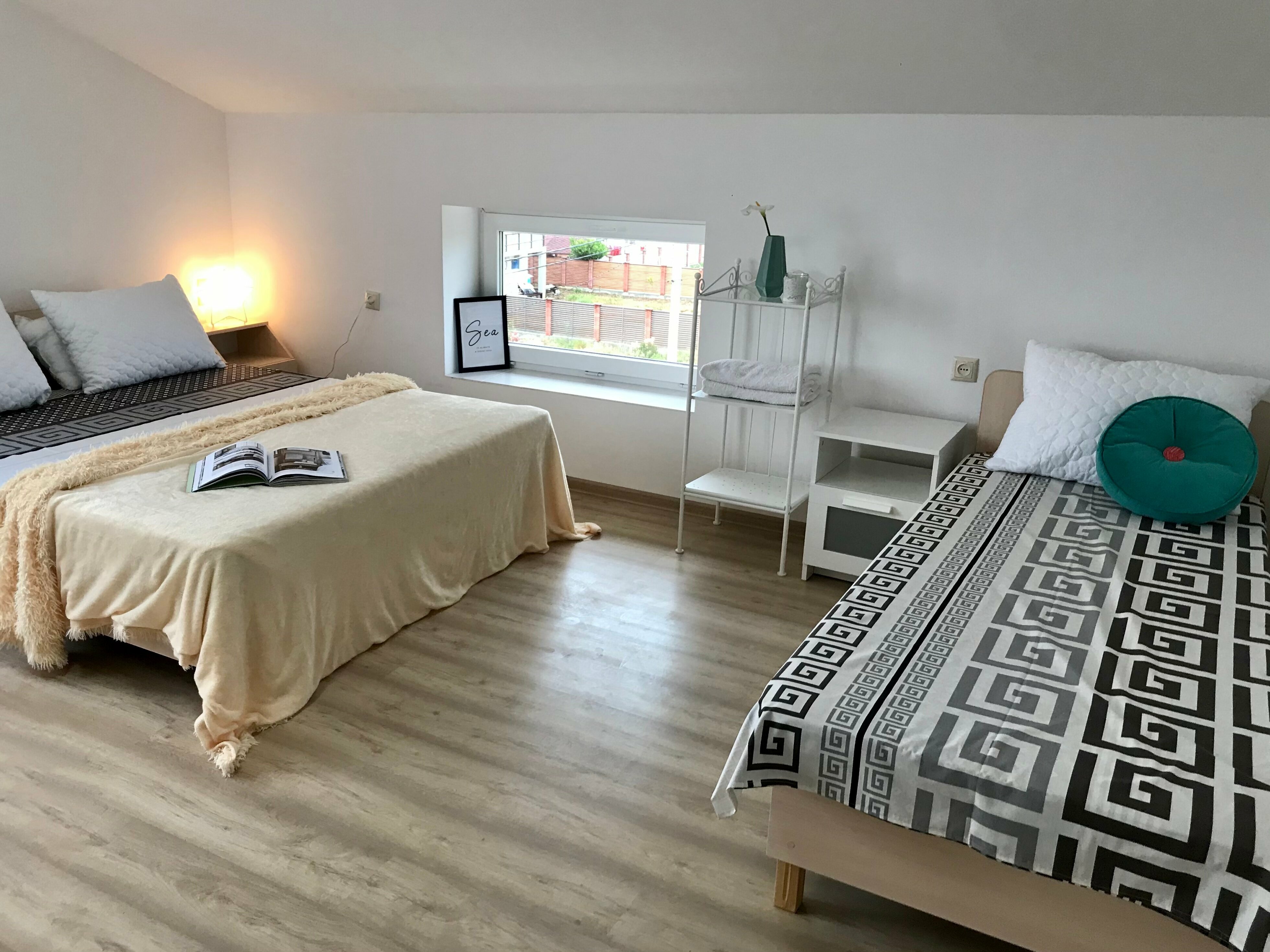 Трехместный номер с мансардной крышей