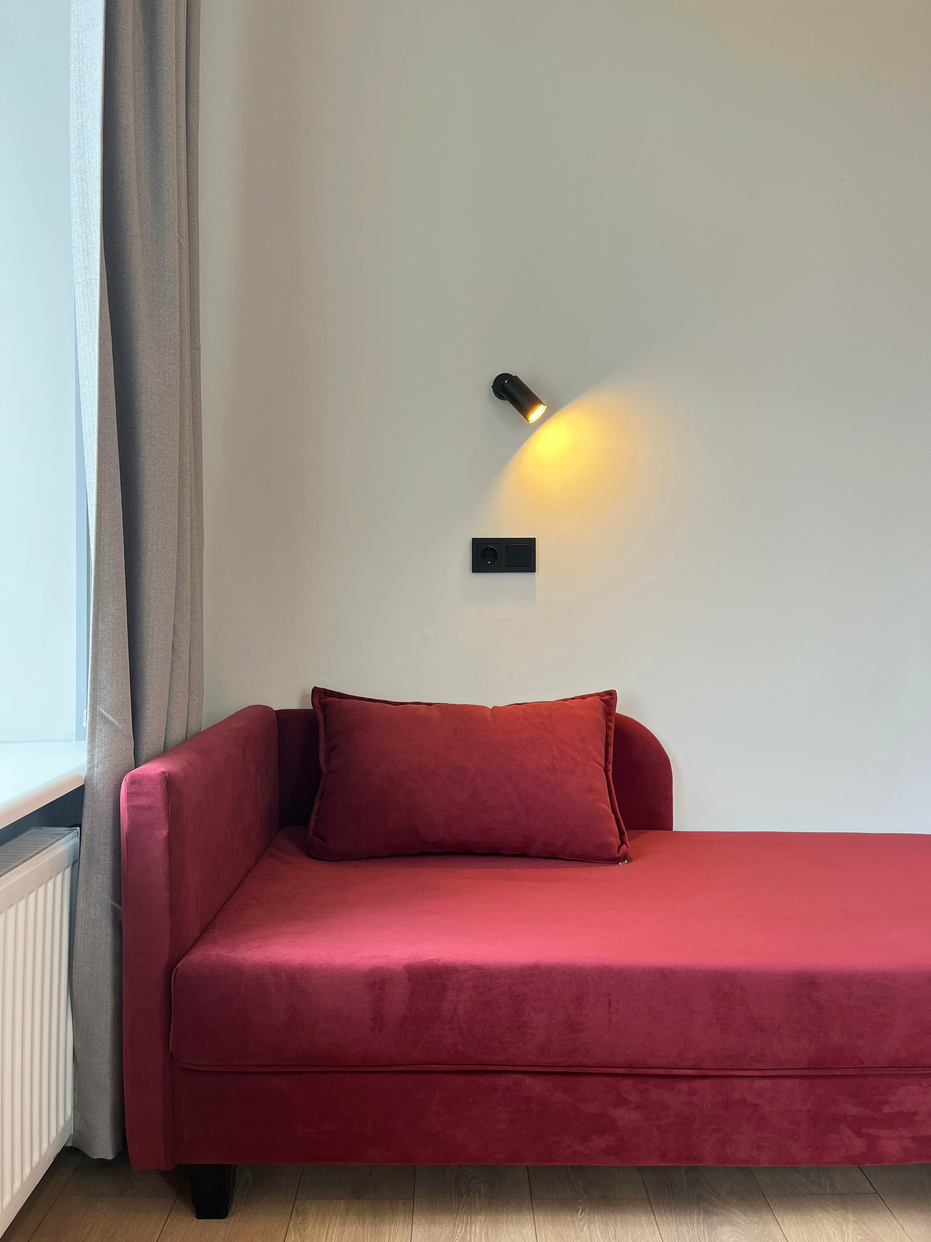 Полулюкс с панорамным видом и окном в ванной