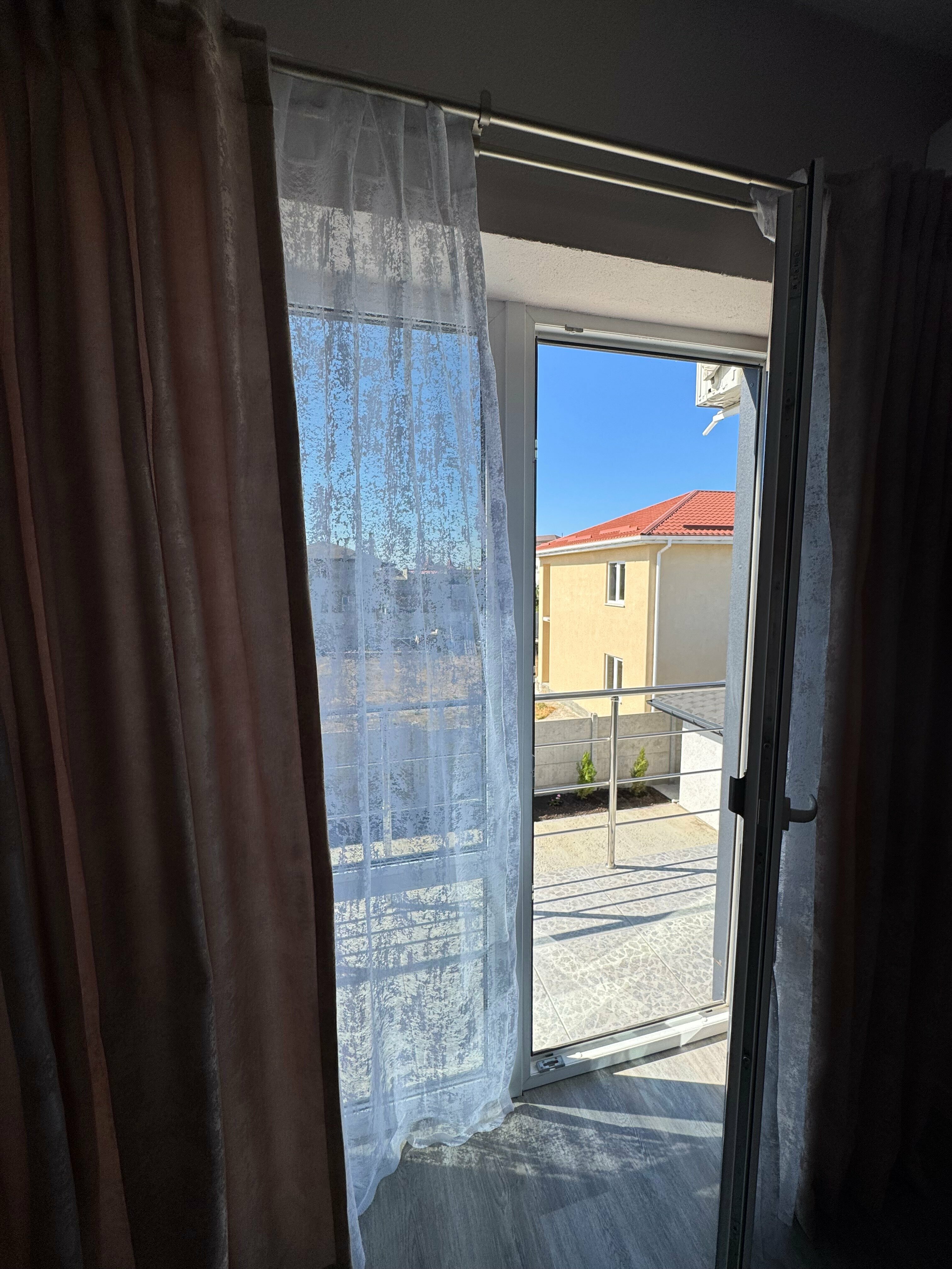 Четырехместный номер с балконом