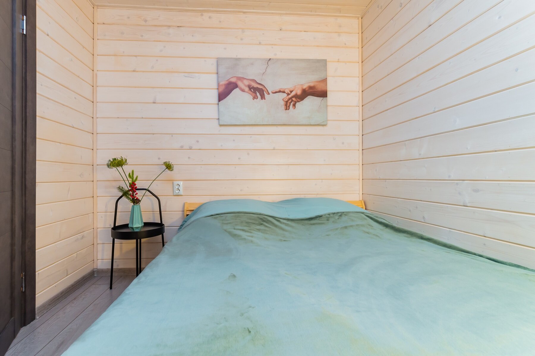 Коттедж с видом на лес