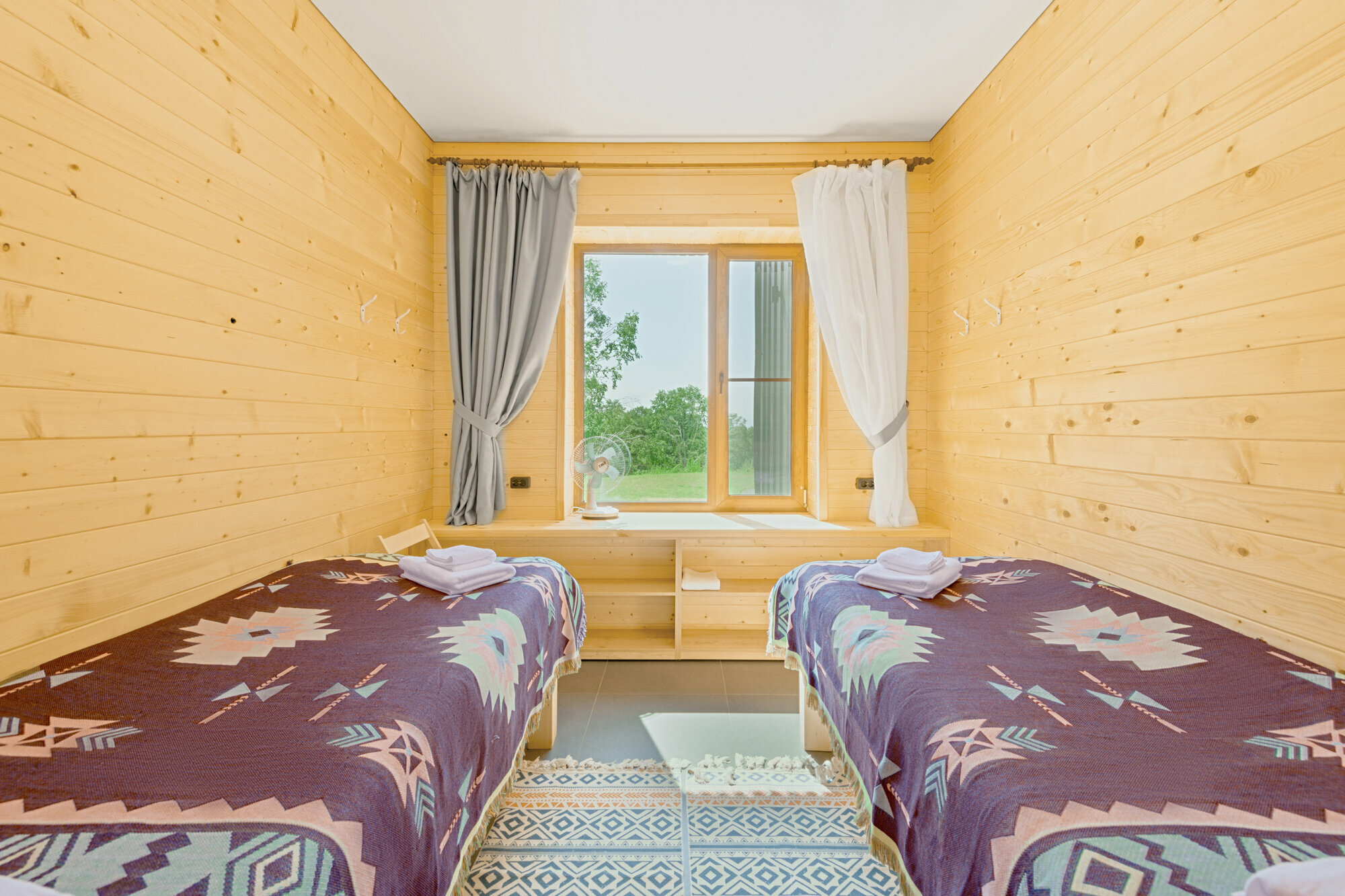 Улучшенный двухместный номер с 2 отдельными кроватями, вид на море