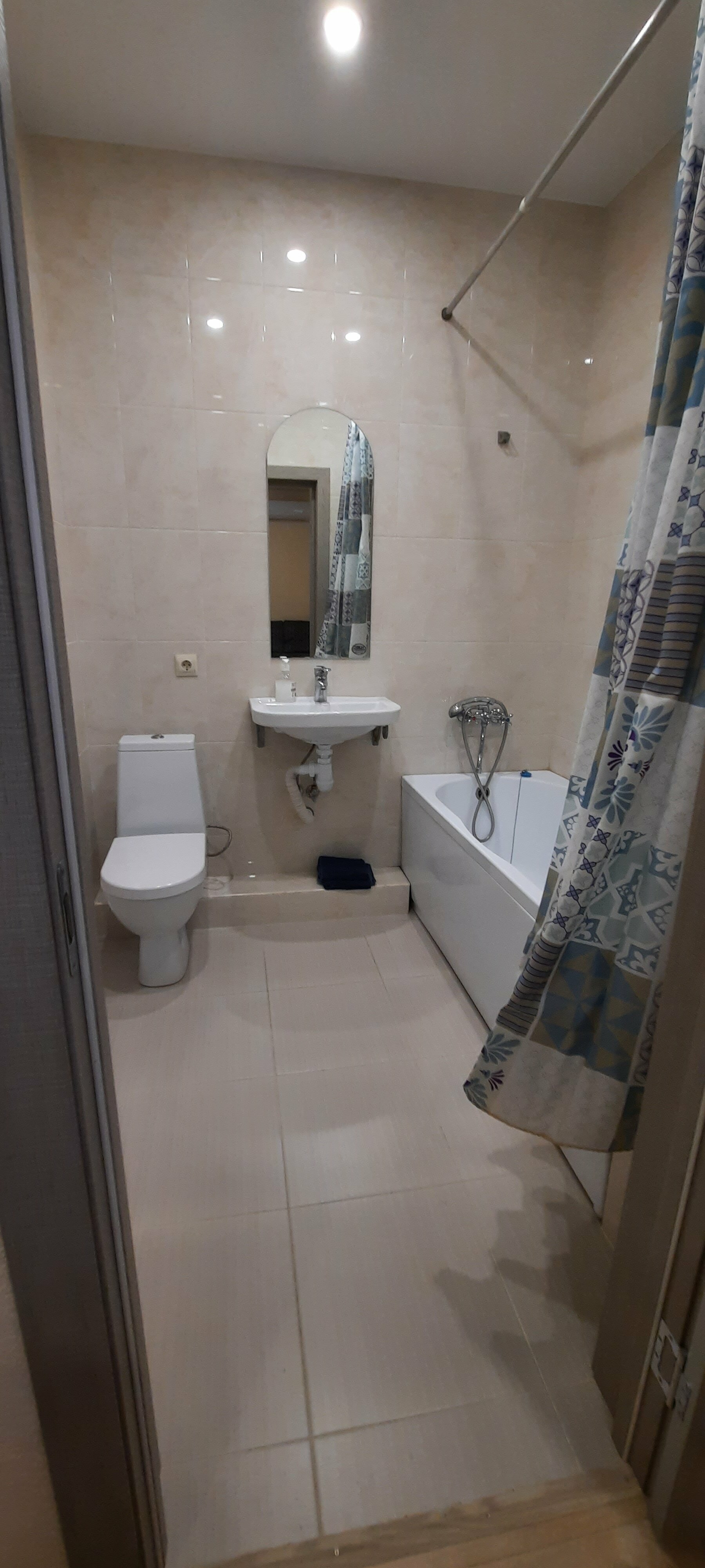 Четырехместный номер с ванной