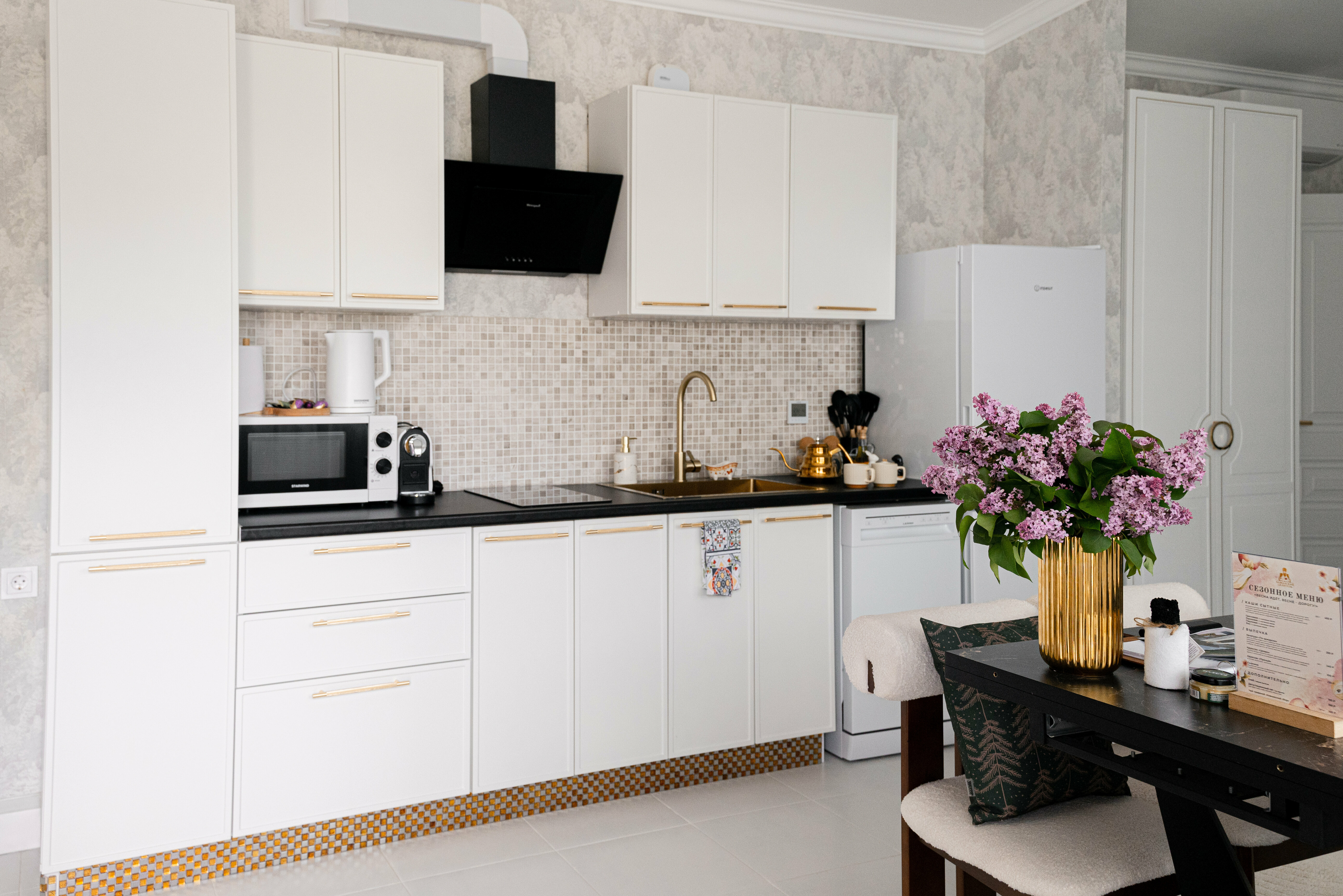 Премиальная вилла "Эльбрус ЛАКШЕРИ" с горячим бассейном