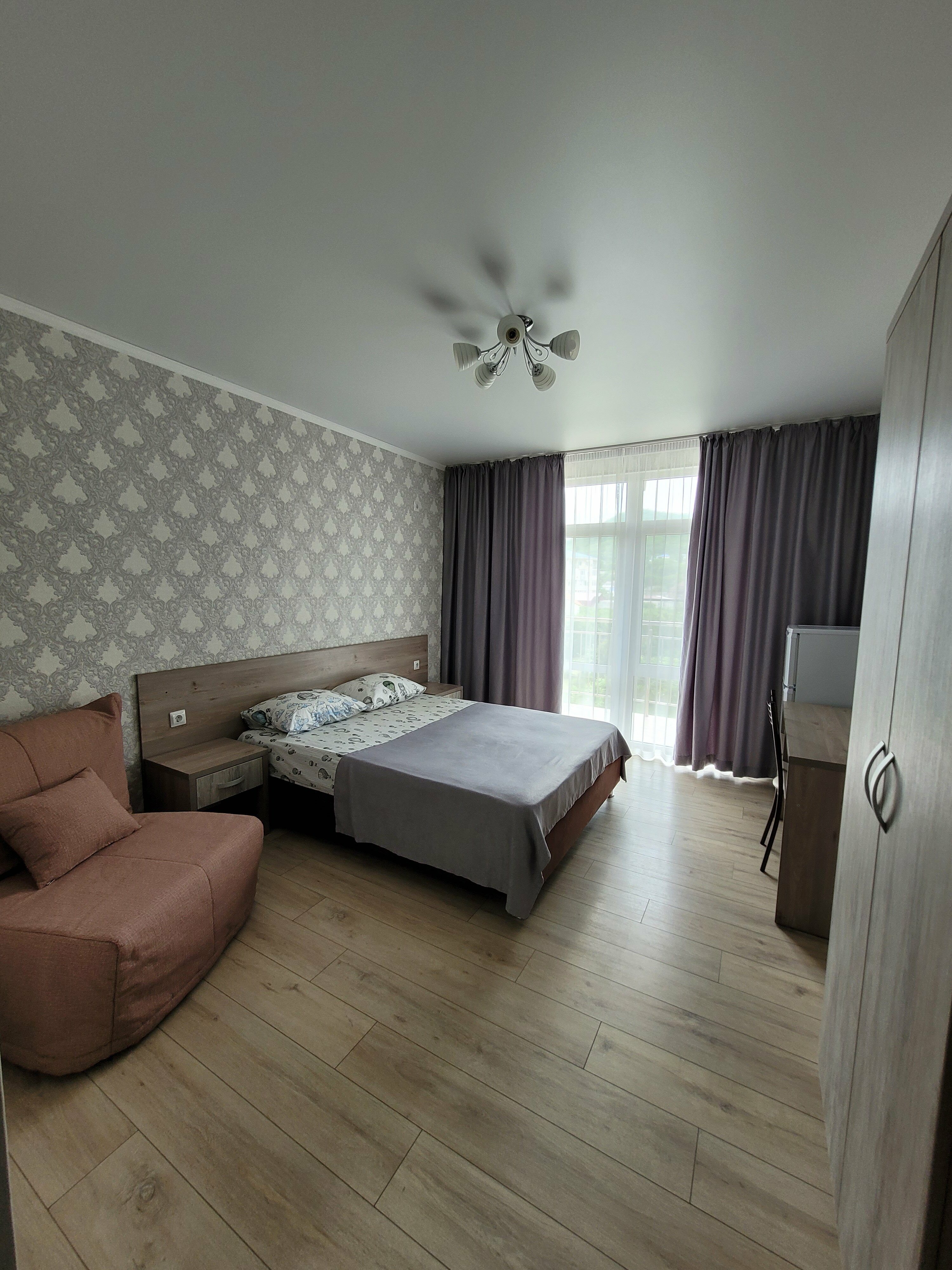 Двухместный номер с 1 кроватью и балконом