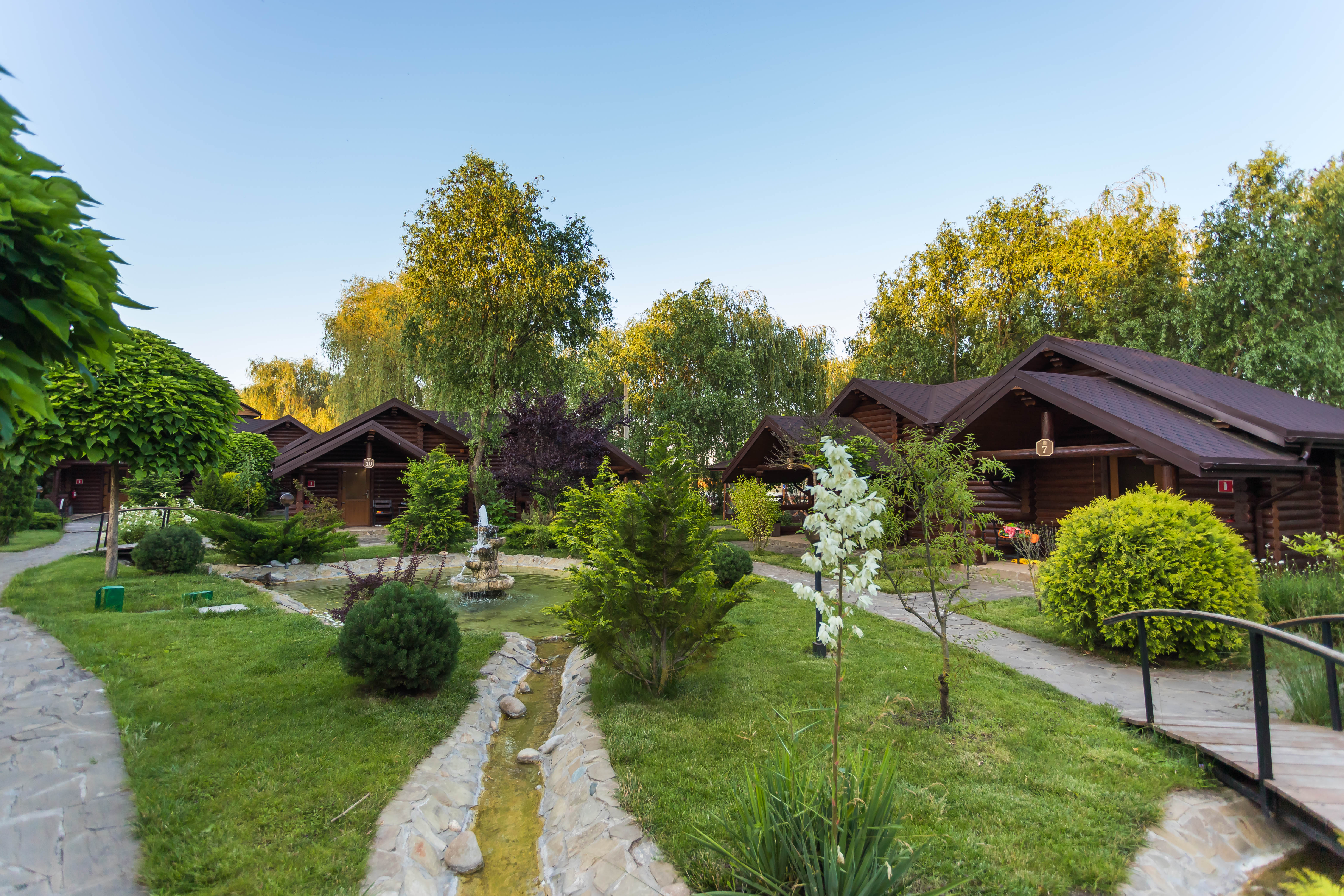 Номер в коттедже с двуспальной кроватью King Size