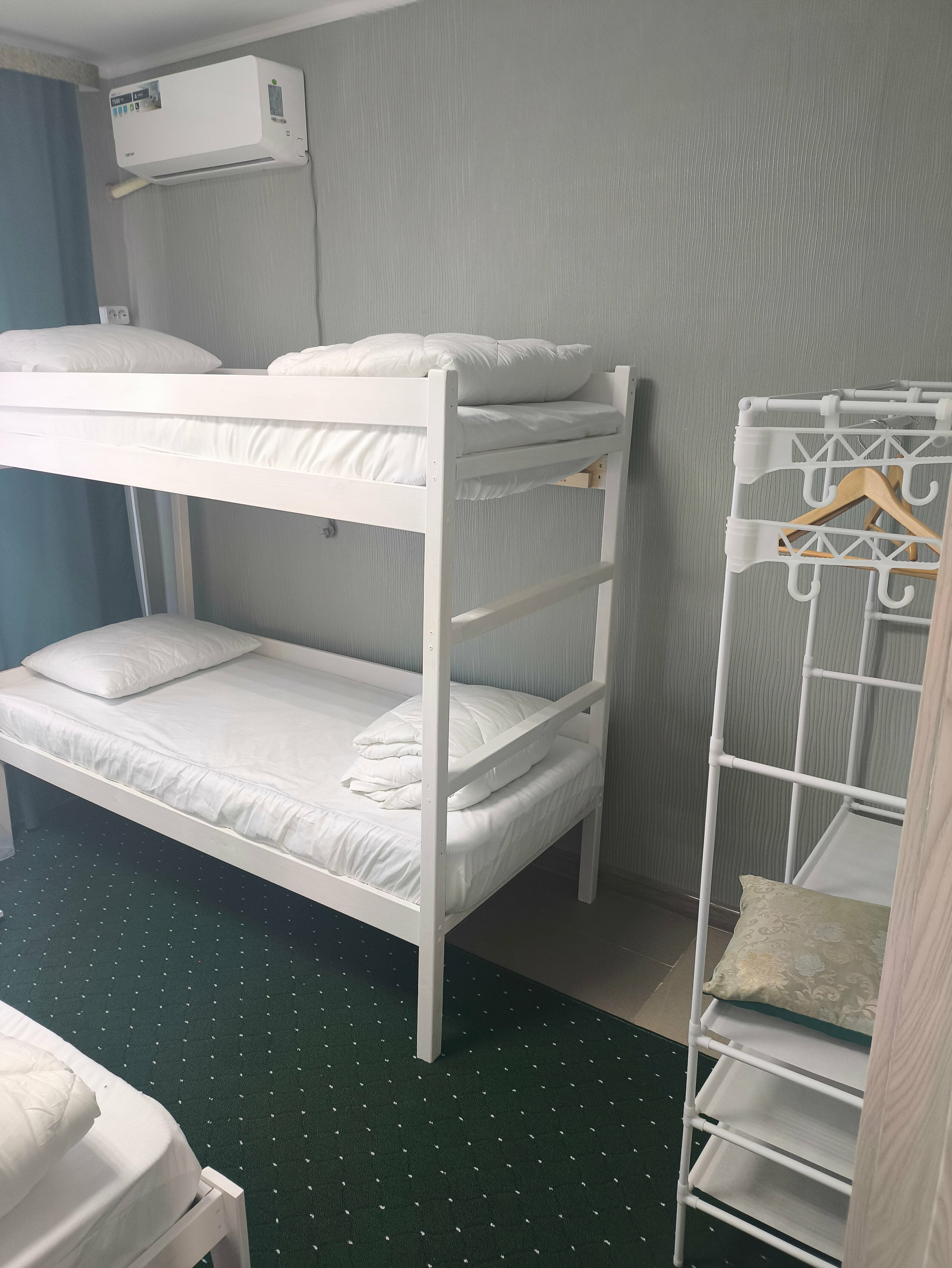 Бюджетный трехместный номер