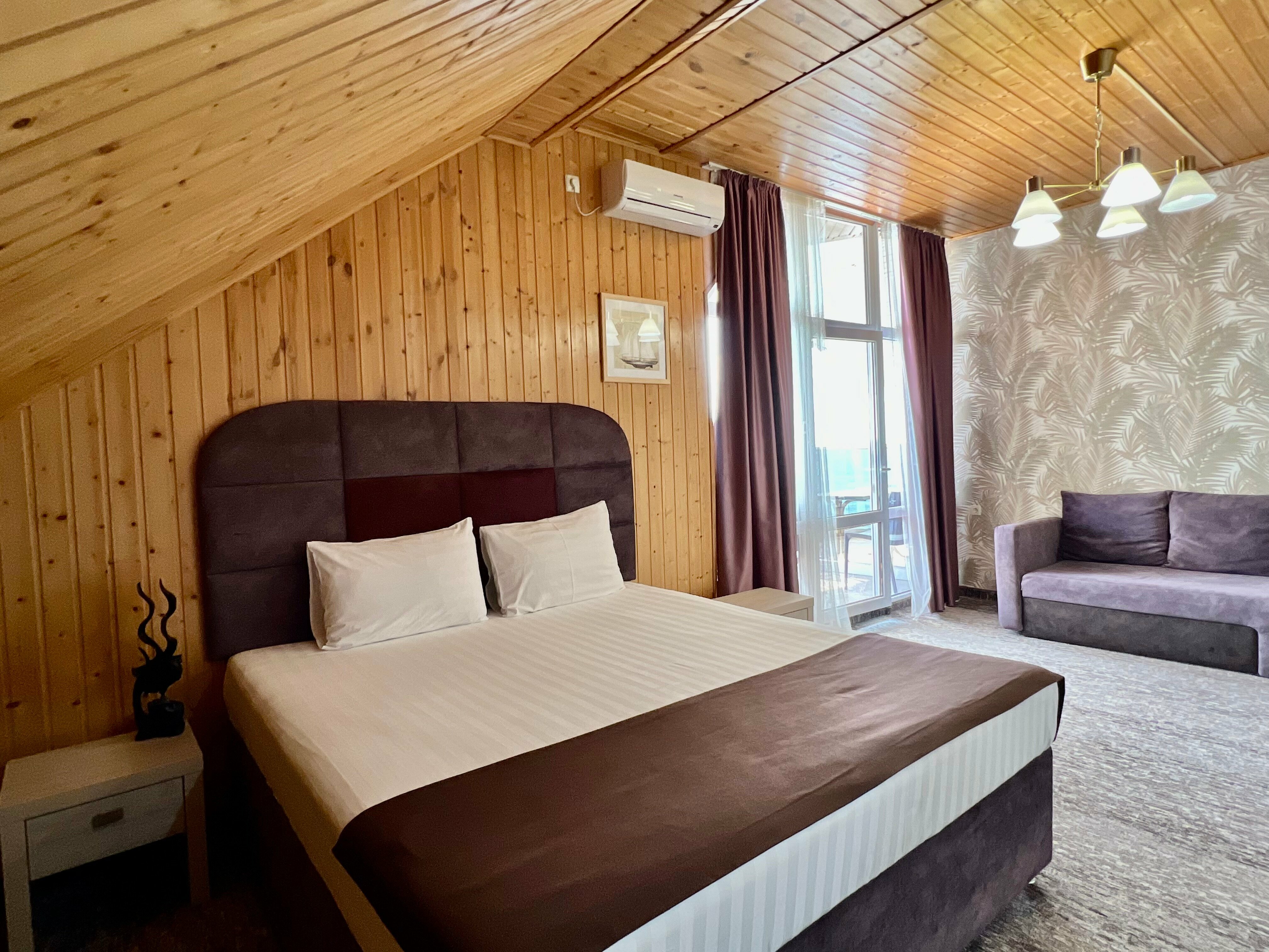 Комфорт с балконом прямой вид на море