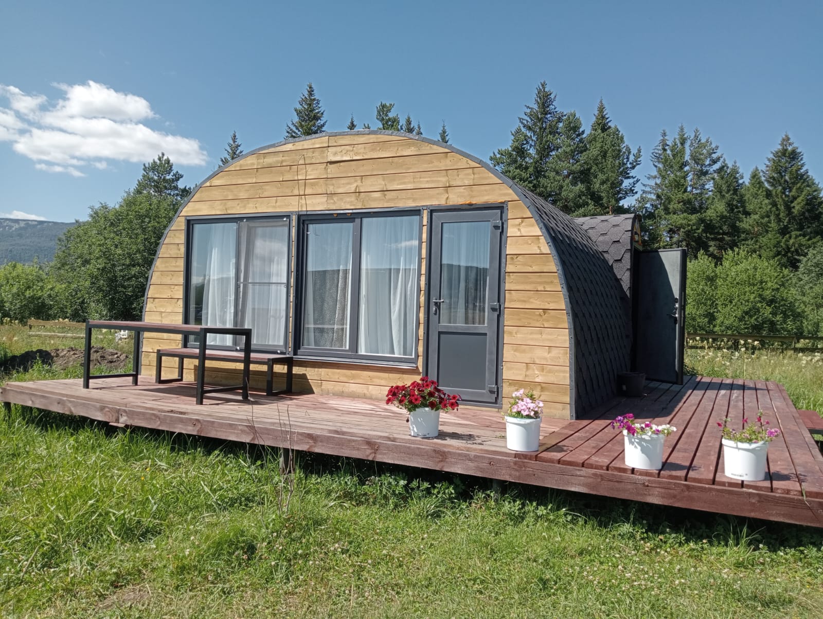 Дом с видом на горы