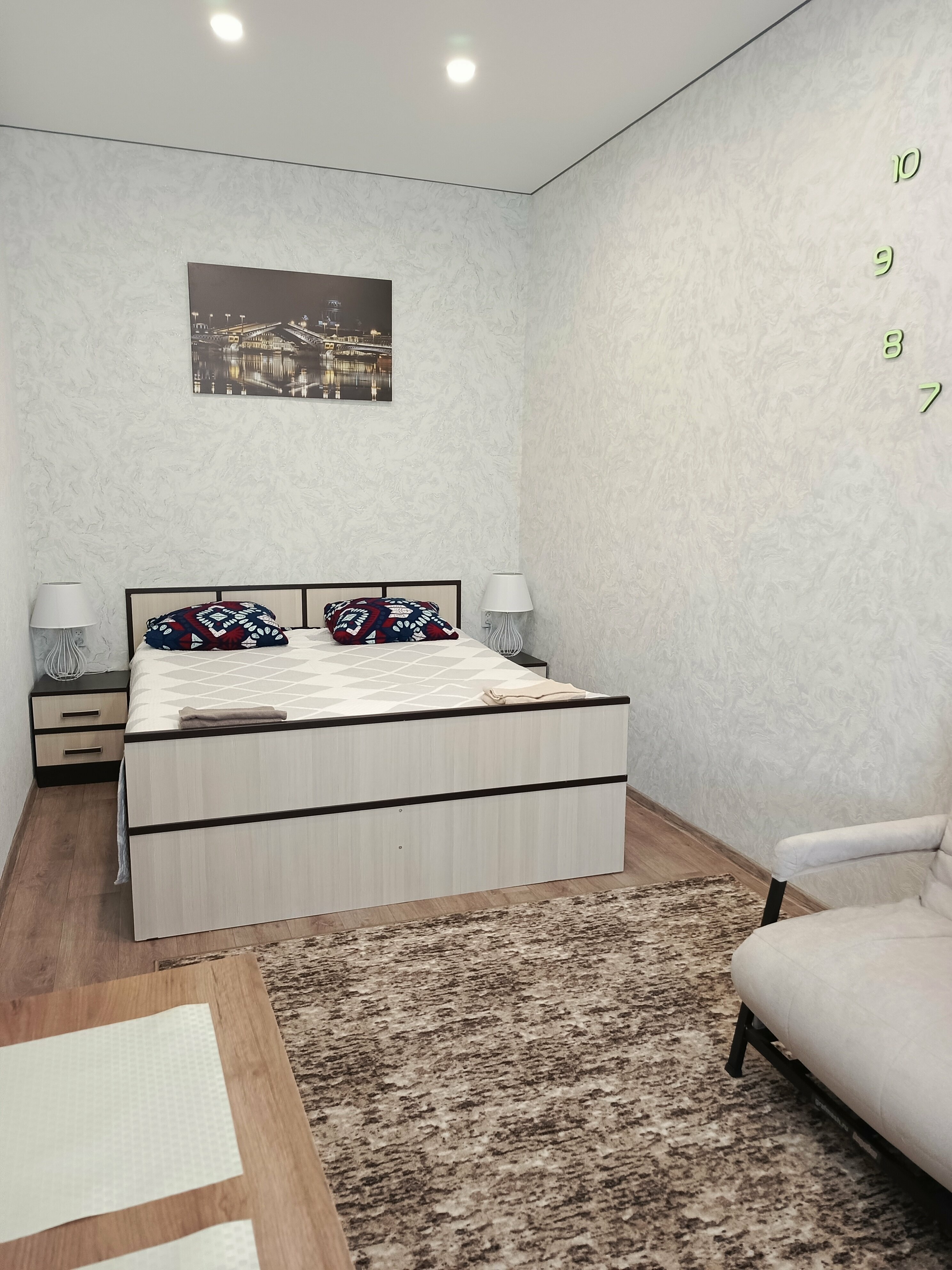 Одноместный номер с общим душем и туалетом