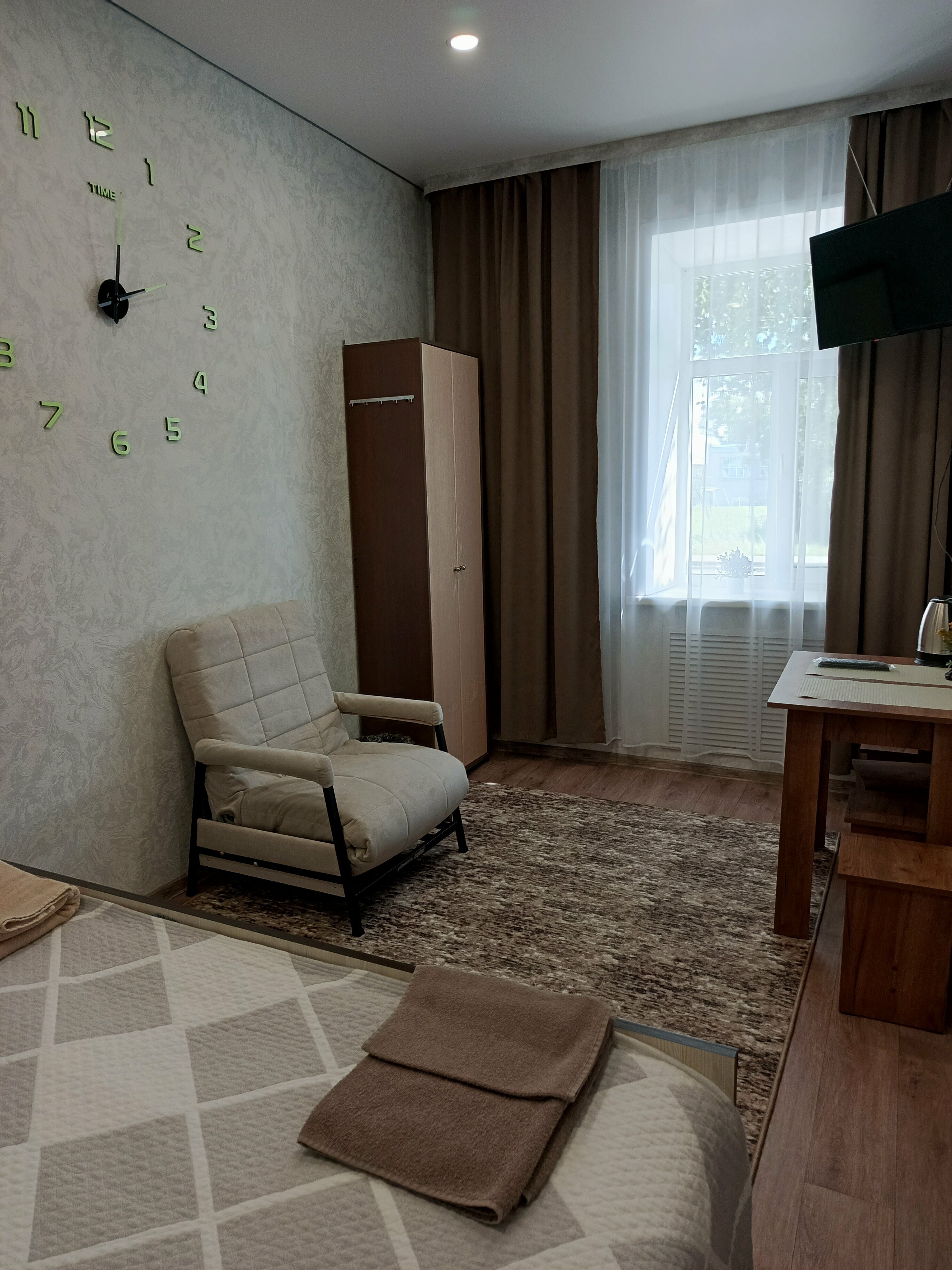 Одноместный номер с общим душем и туалетом