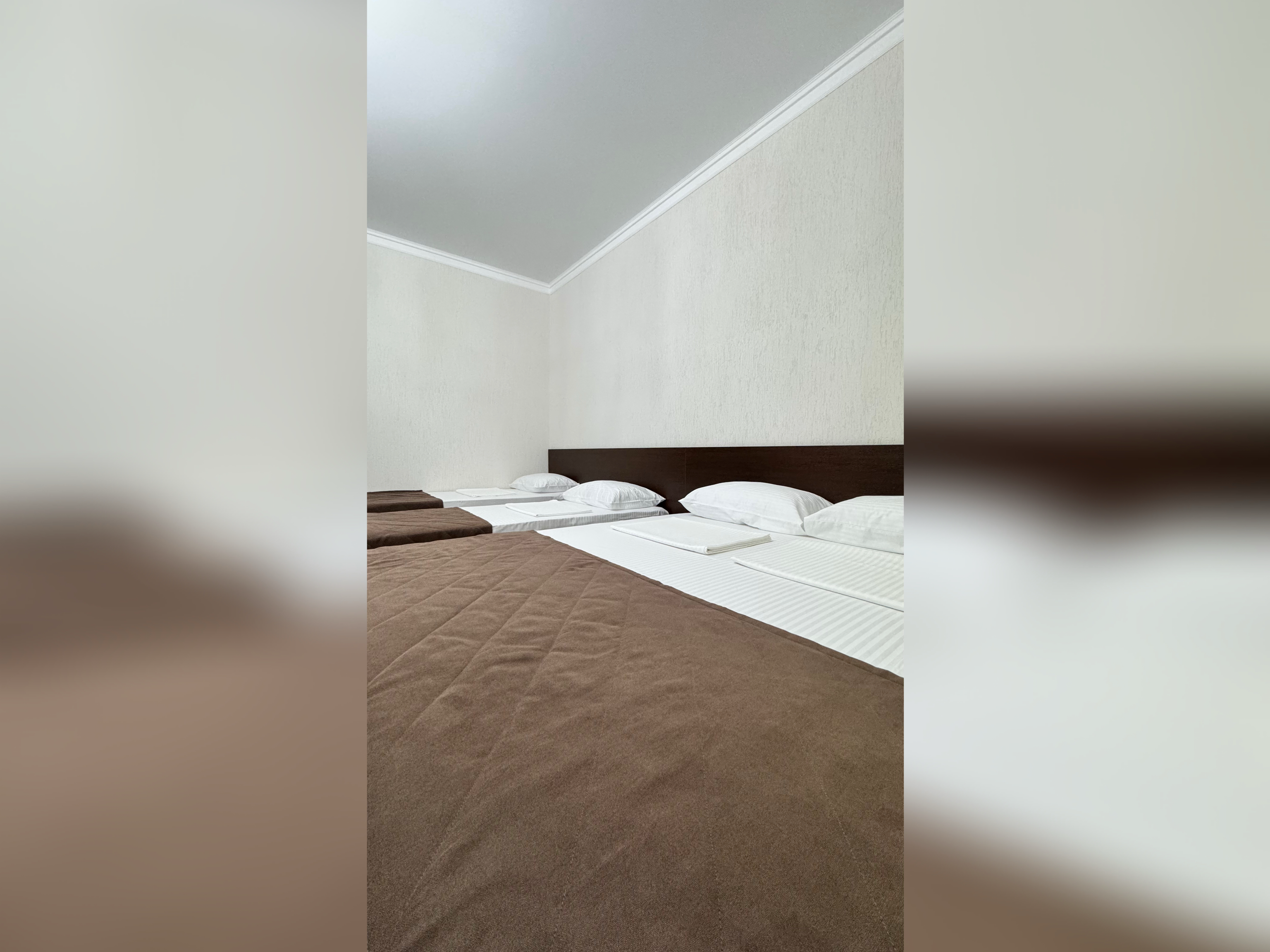 Четырехместный номер с балконом