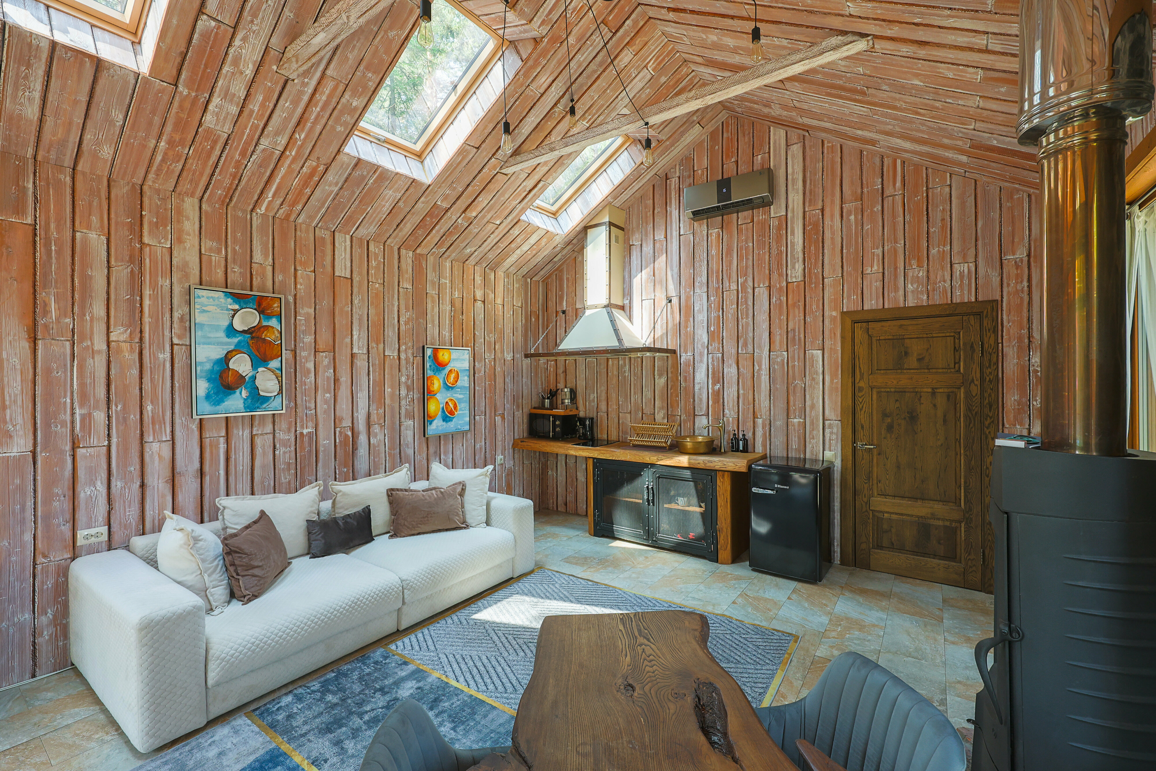 Коттедж с видом на озеро