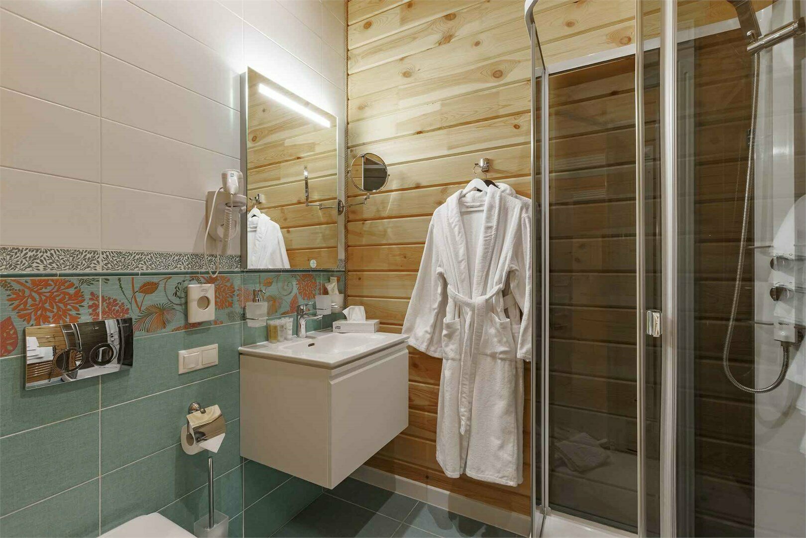 Улучшенный двухместный номер с 2 отдельными кроватями