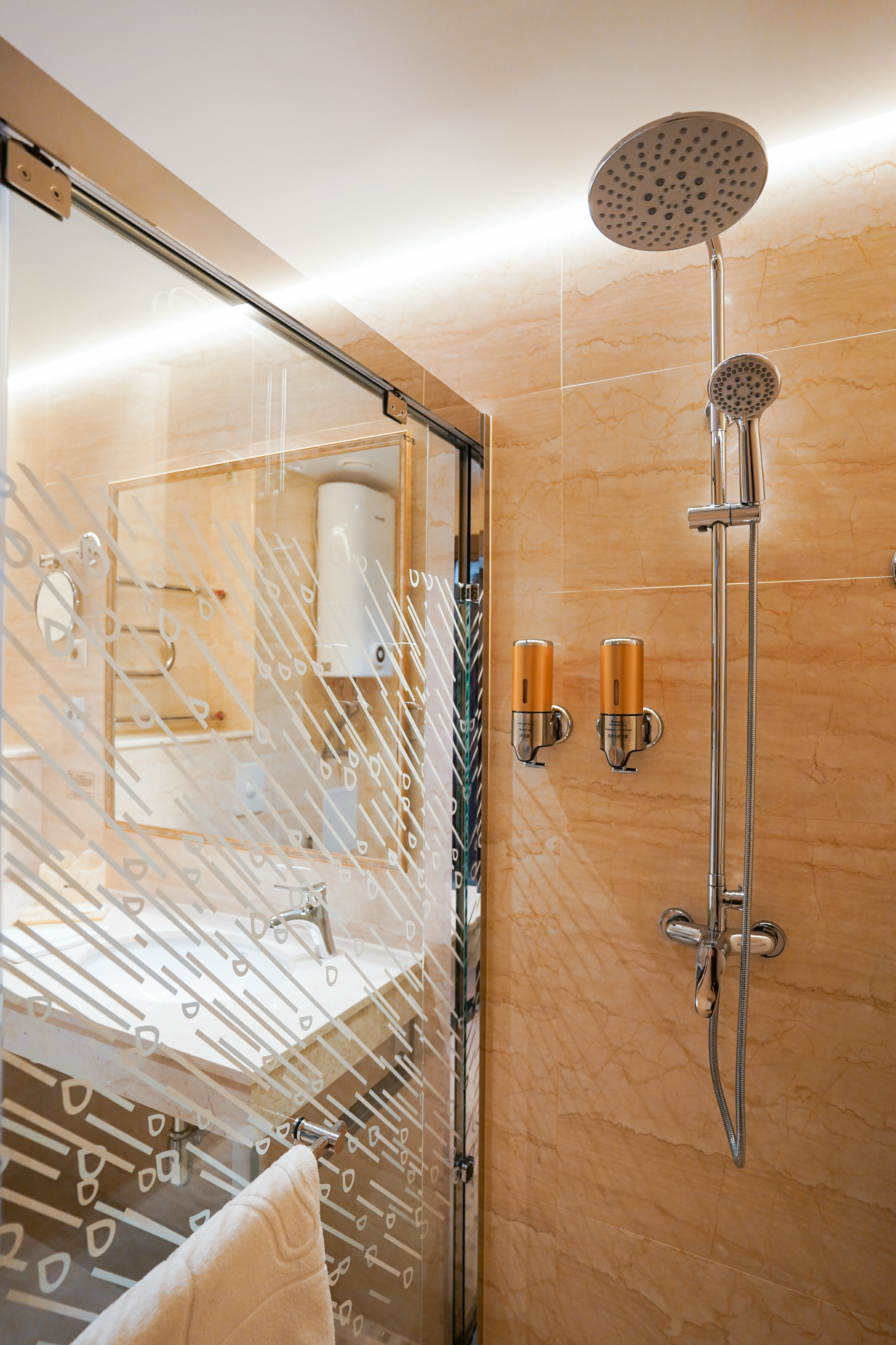 Стандарт с кроватью размера "king-size"