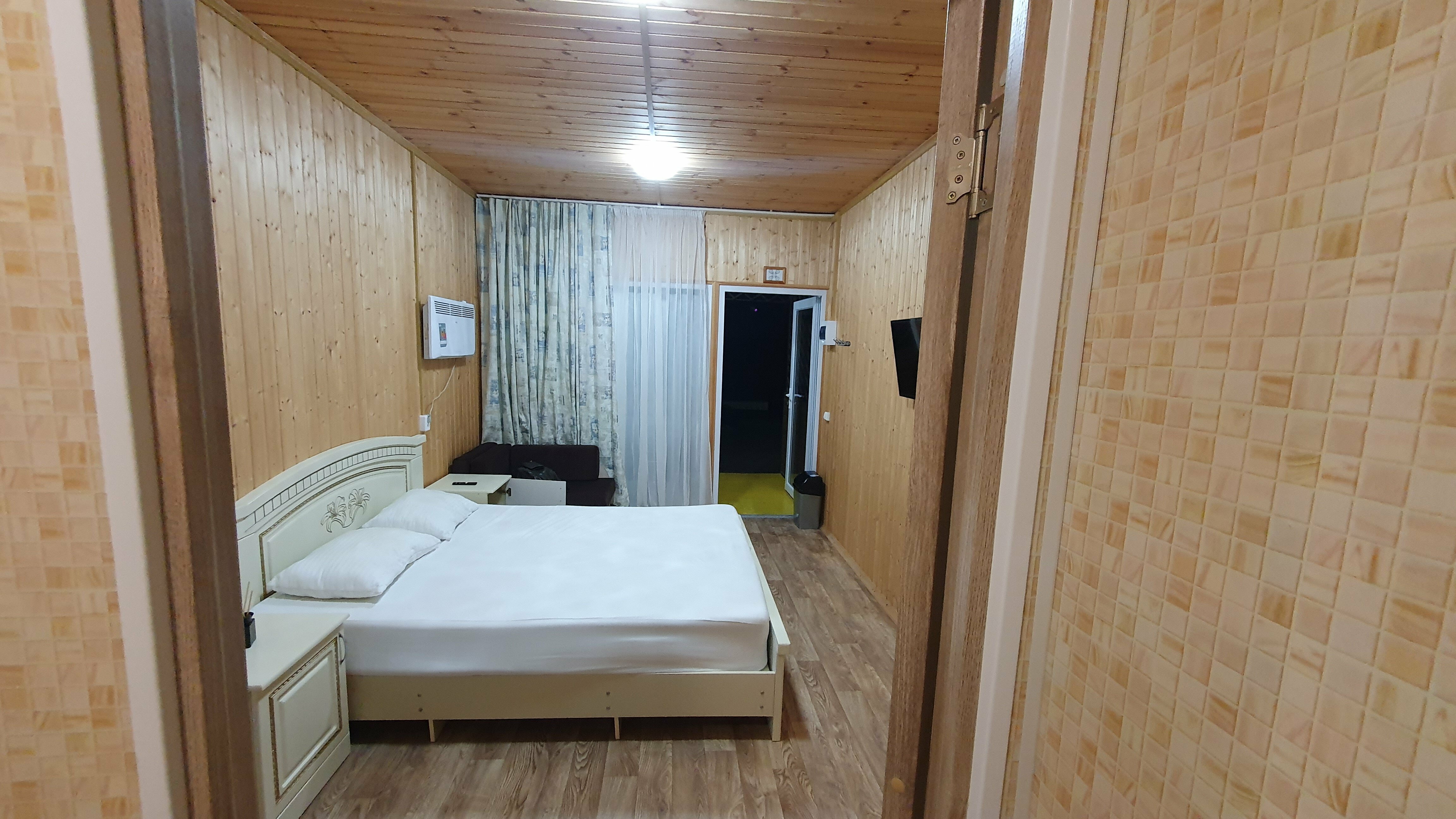 Большой двухместный номер с 1 кроватью