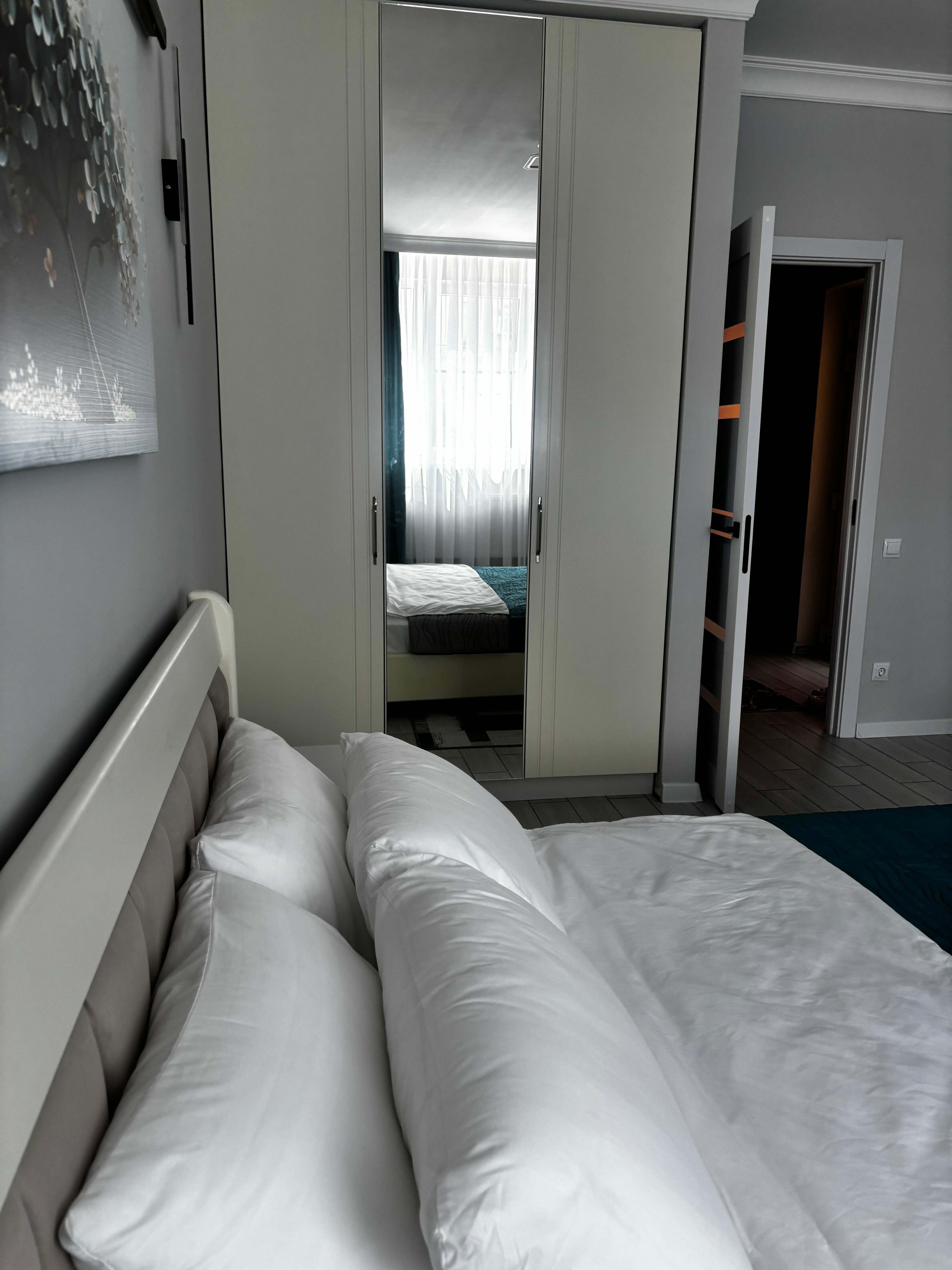 Трехместный номер «Комфорт» с душем