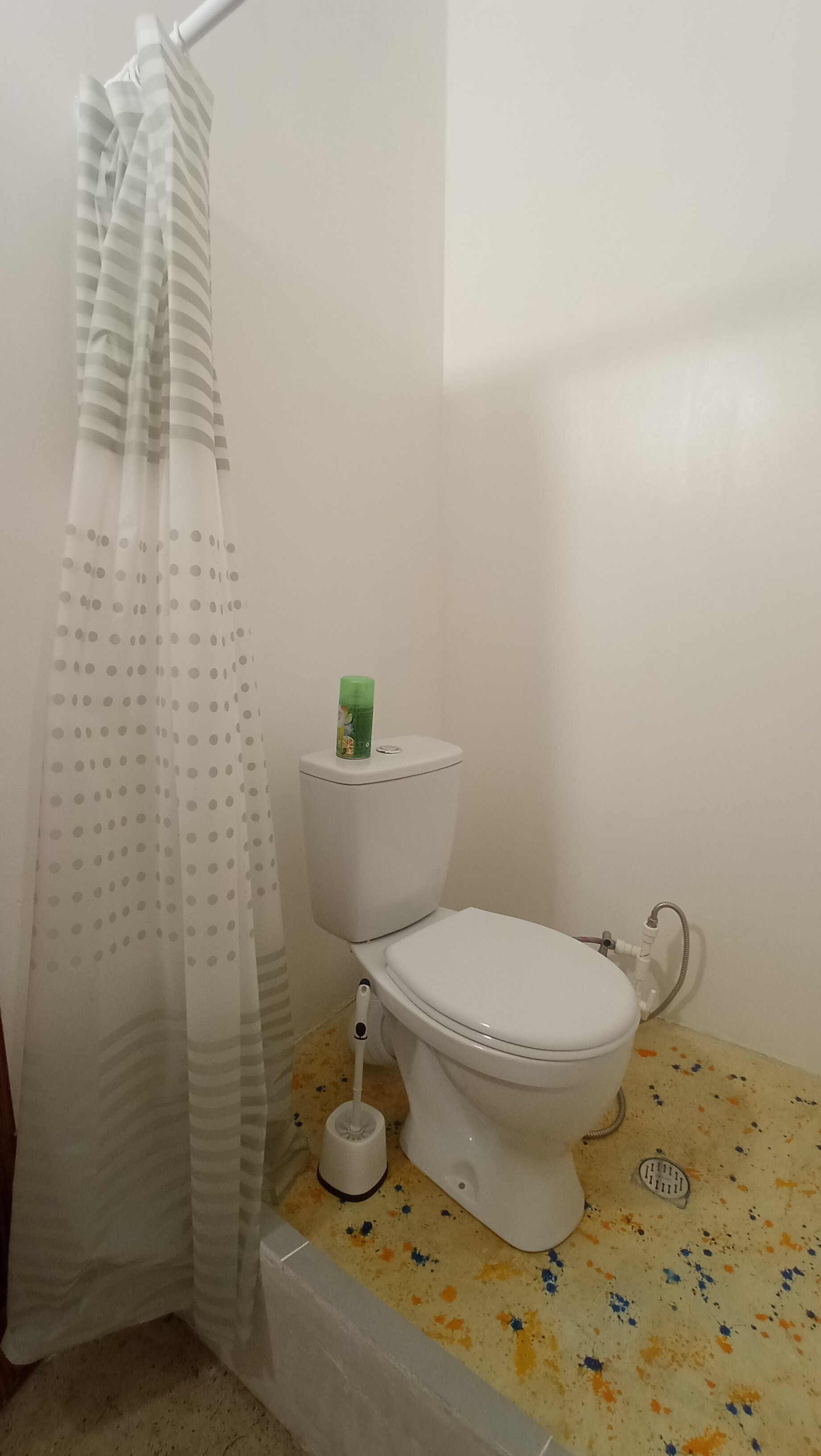 Бюджетный трехместный номер с балконом