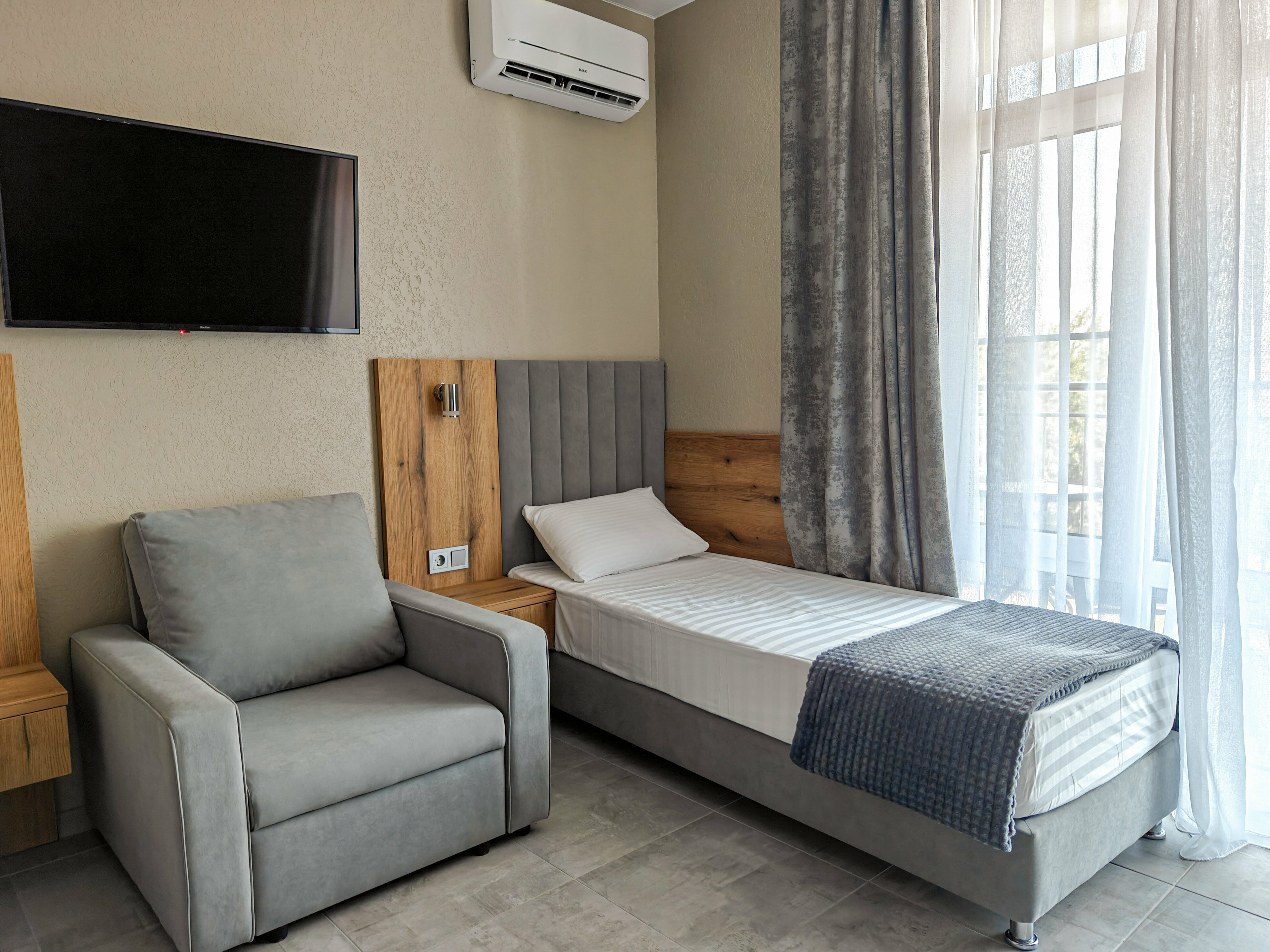 Семейный номер с балконом