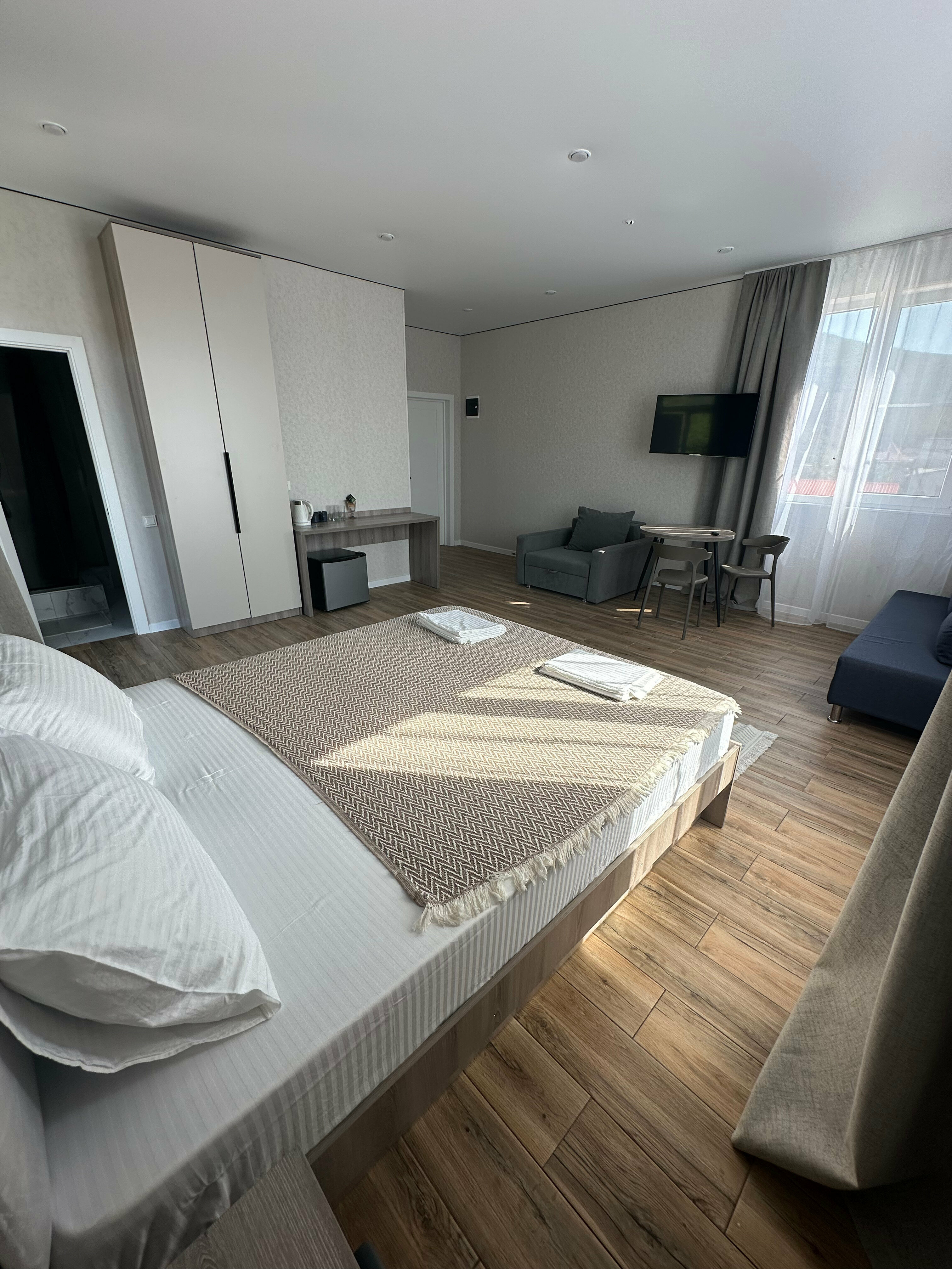 Четырехместный номер с видом на горы