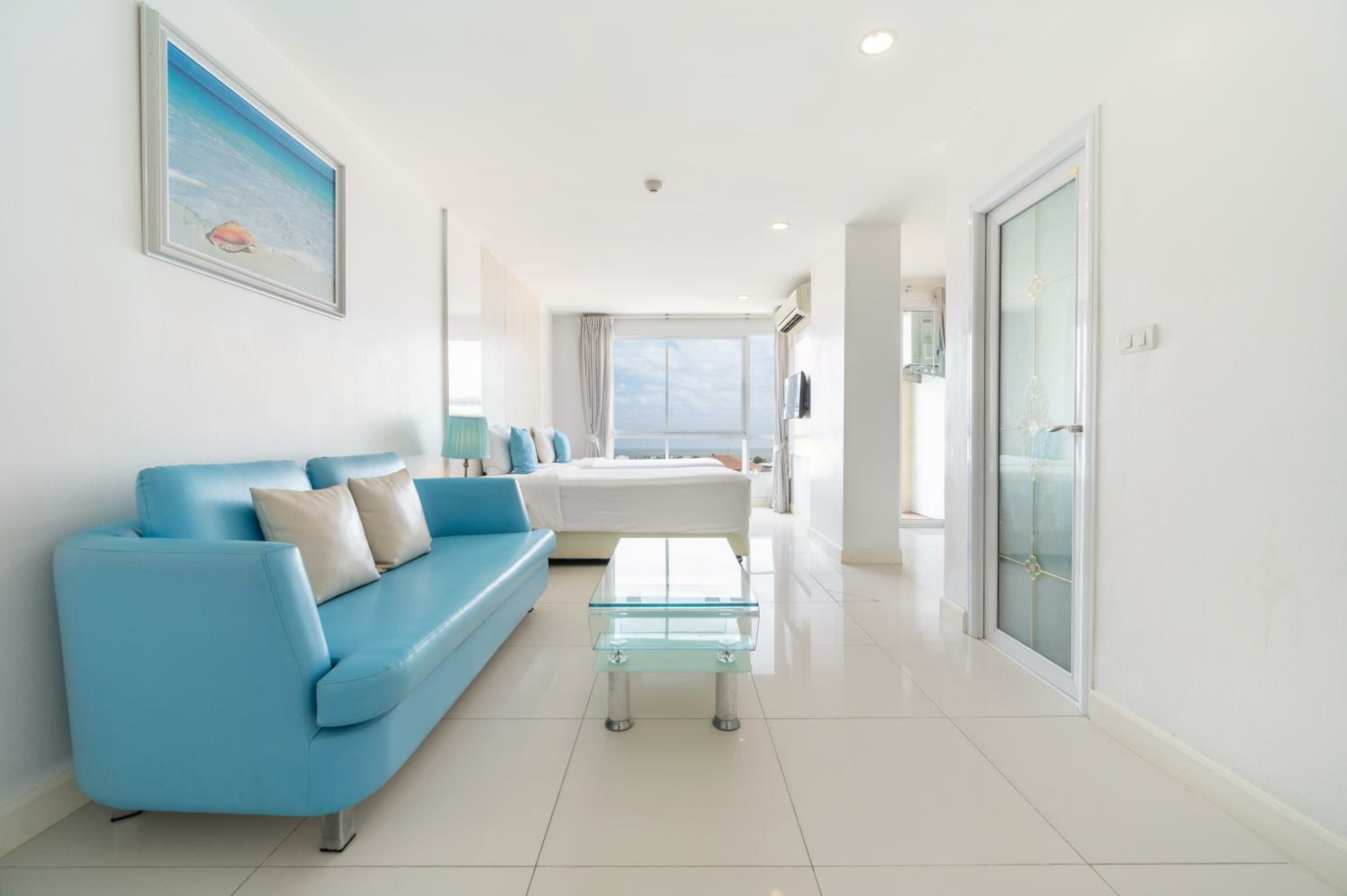 Deluxe Twin Room with Sea View