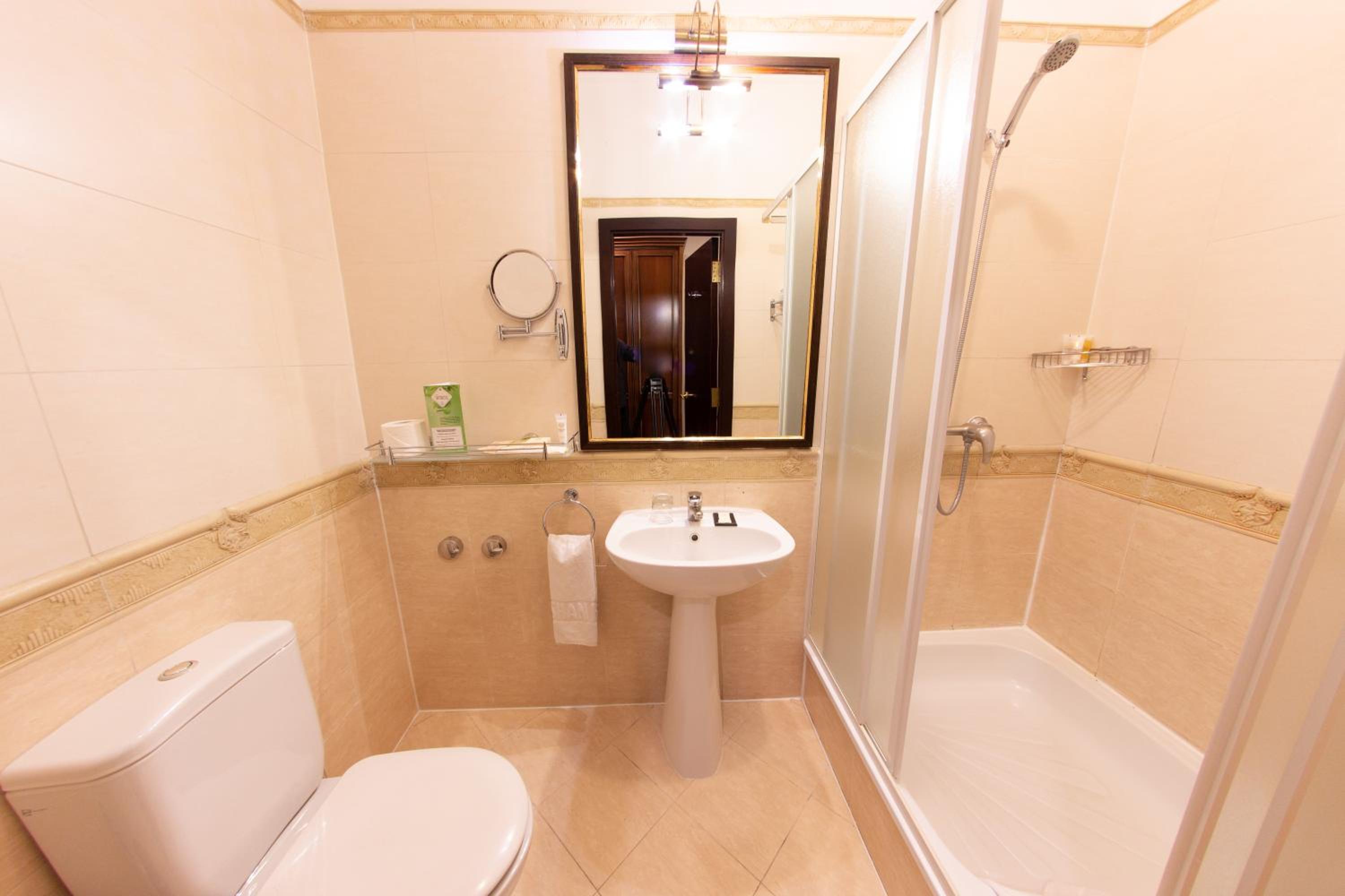 Standard Single Room