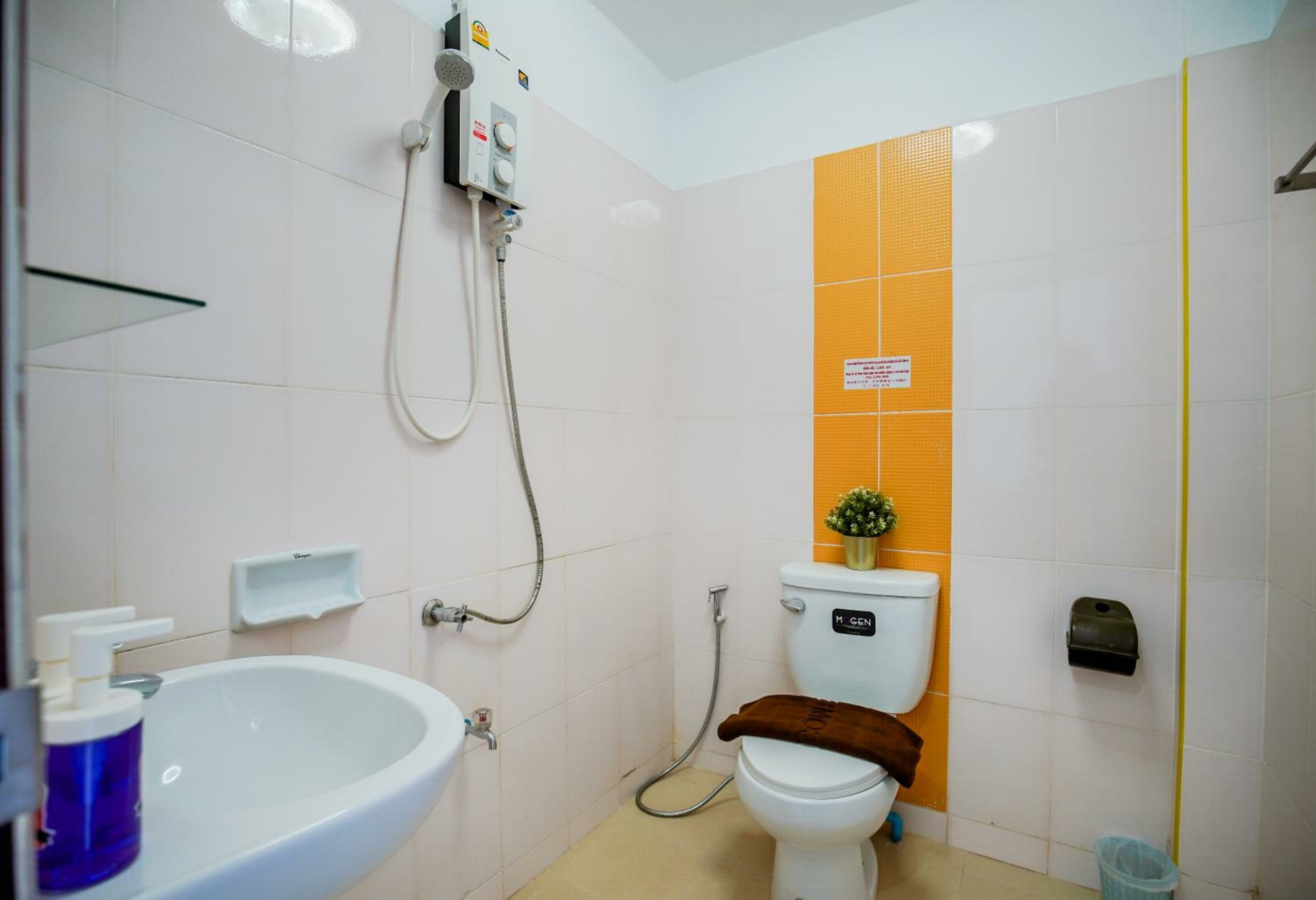 Standard Double Room (No View)