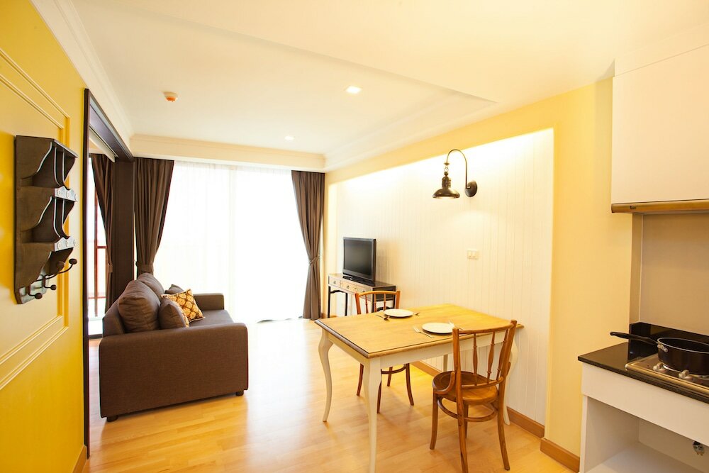 1-Bedroom with Sofa Bed