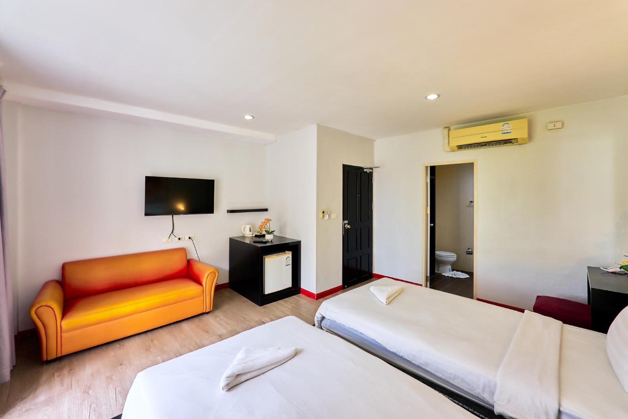 Deluxe Twin Room