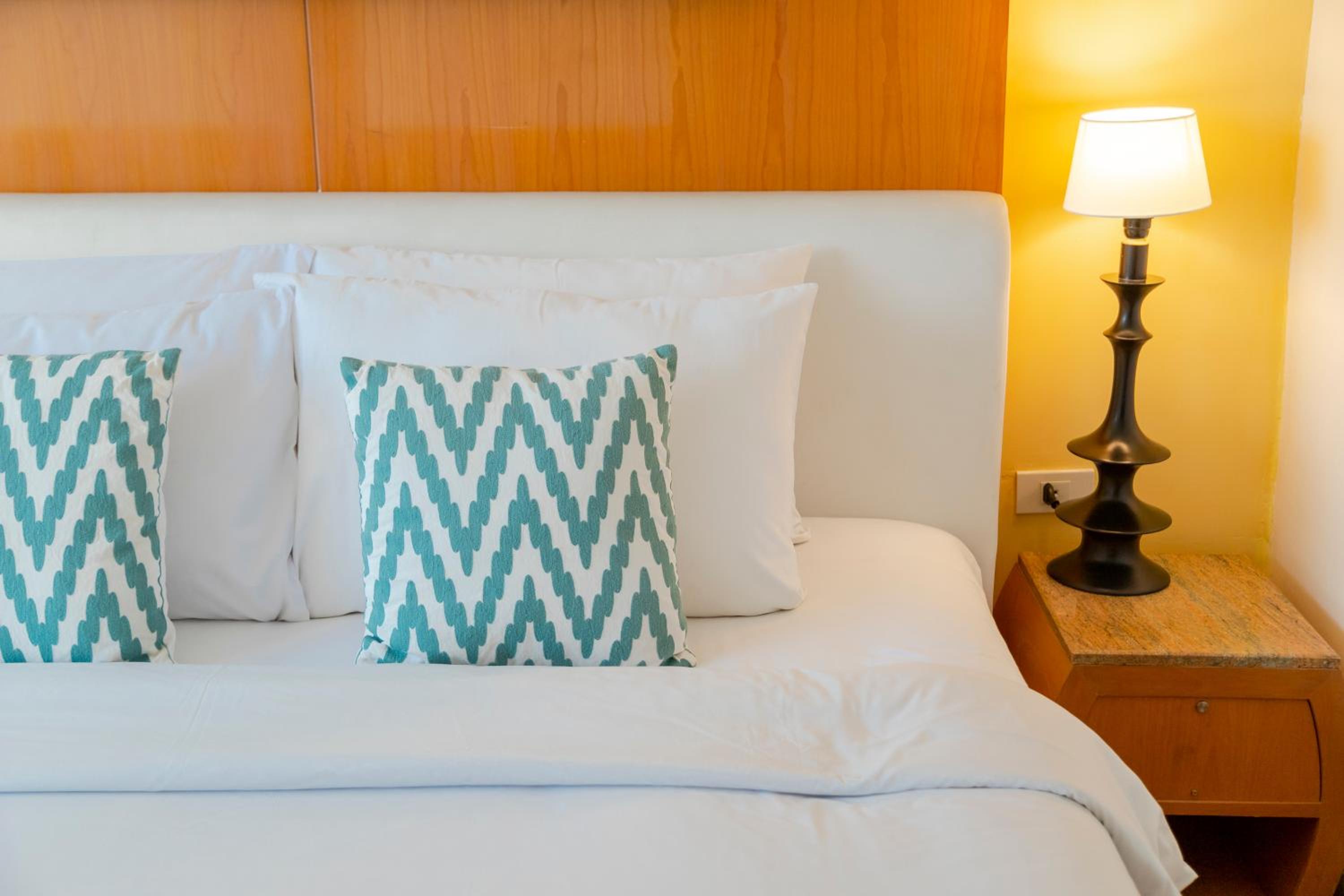 Pinnacle Double or Twin Room