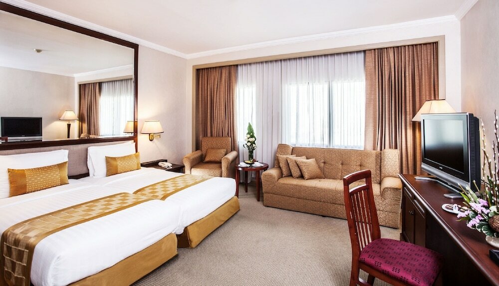 Deluxe Room, City View