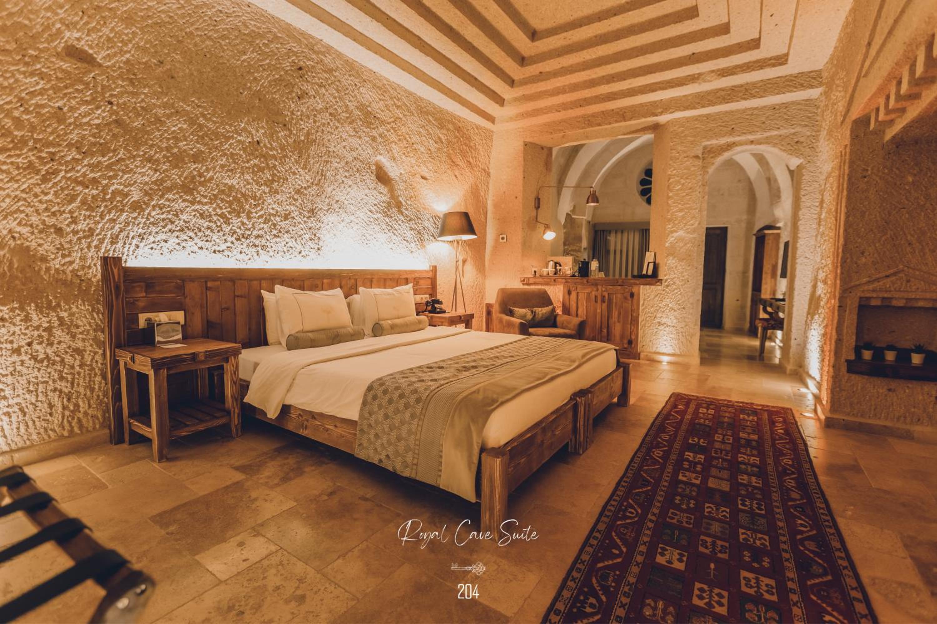 Royal Cave Suite with Jacuzzi