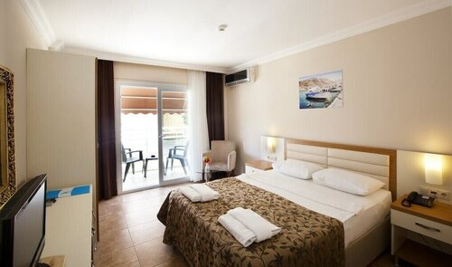 Standard Double or Twin Room в Risa Hotel