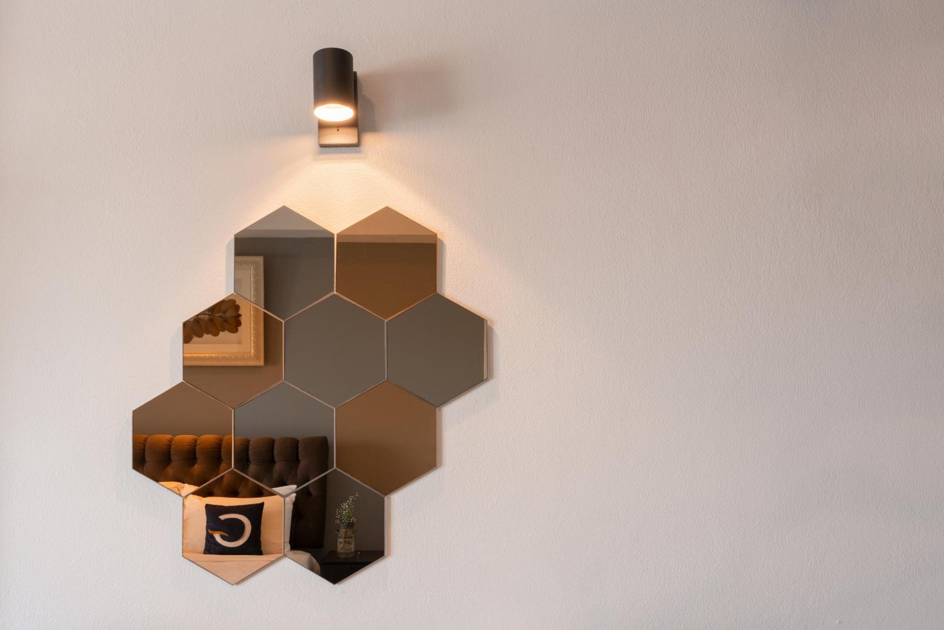 Deluxe Double Room with Balcony - Free Airport Shuttle