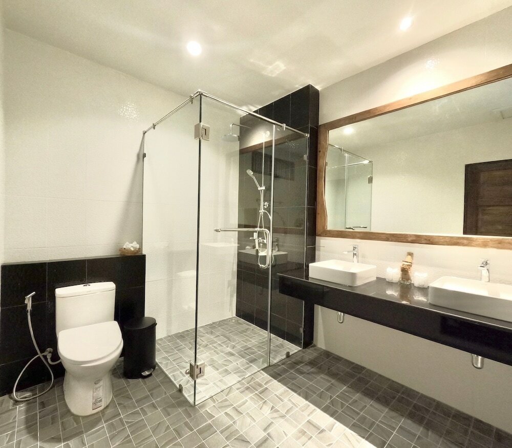 Villa with Private Pool (Free pick up and dop off at Mae Haad Pier)