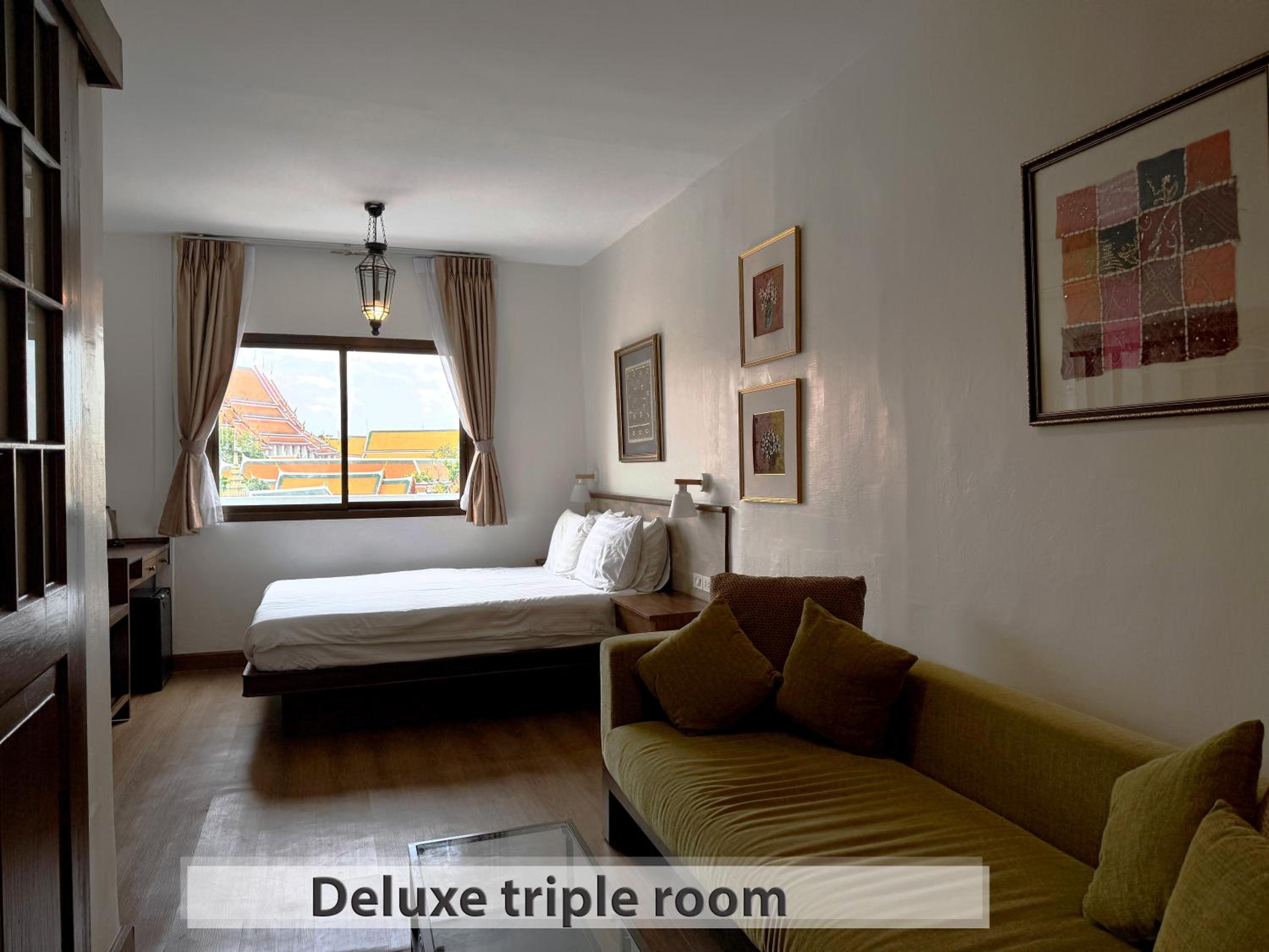 Deluxe Double Room (2 Adults + 1 Child)