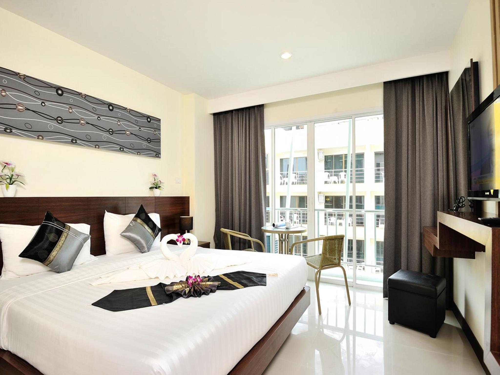 Deluxe Double Room with Balcony