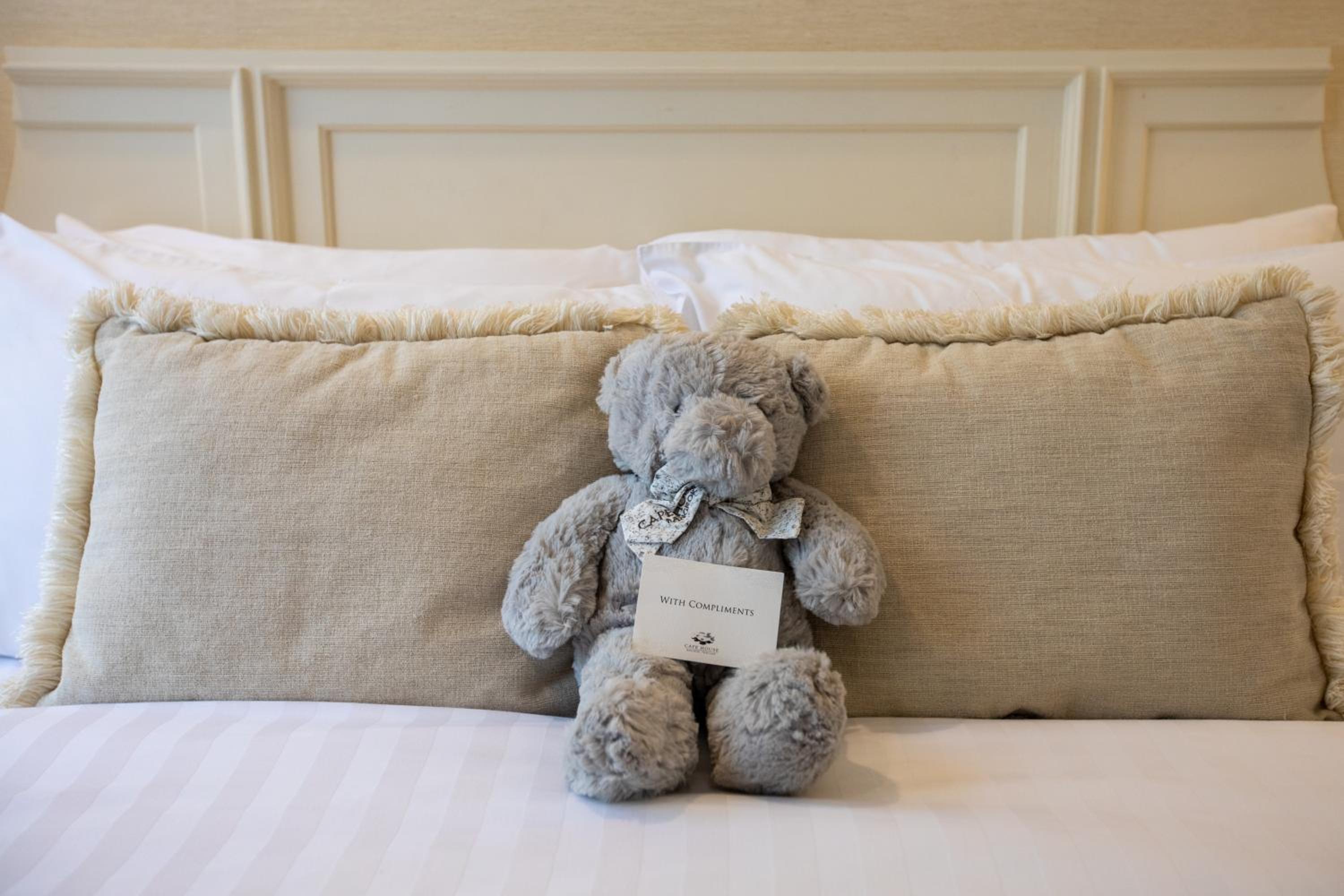 One Bedroom Suite with Lounge Access